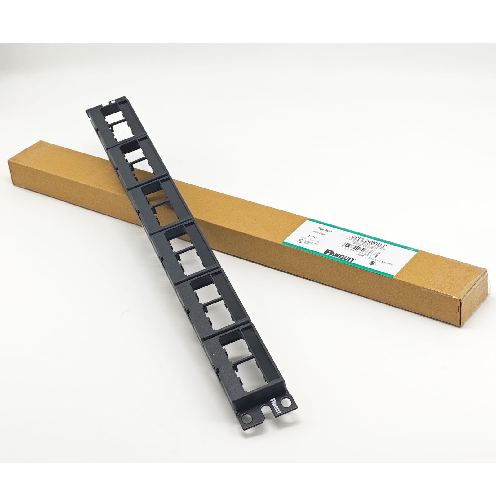 New For Panduit CPPL24WBLY 24Port Mini-Com Modular Patch Panel