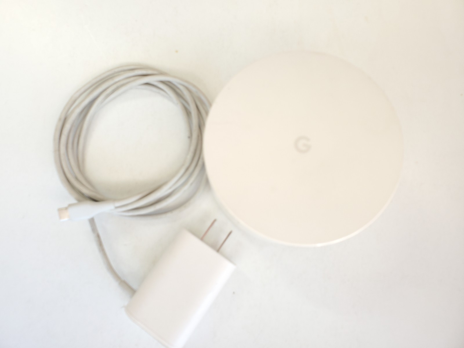 Google AC-1304 1 Port 1200Mbps Dual Band Wi-Fi Wireless Mesh Router + USB-C