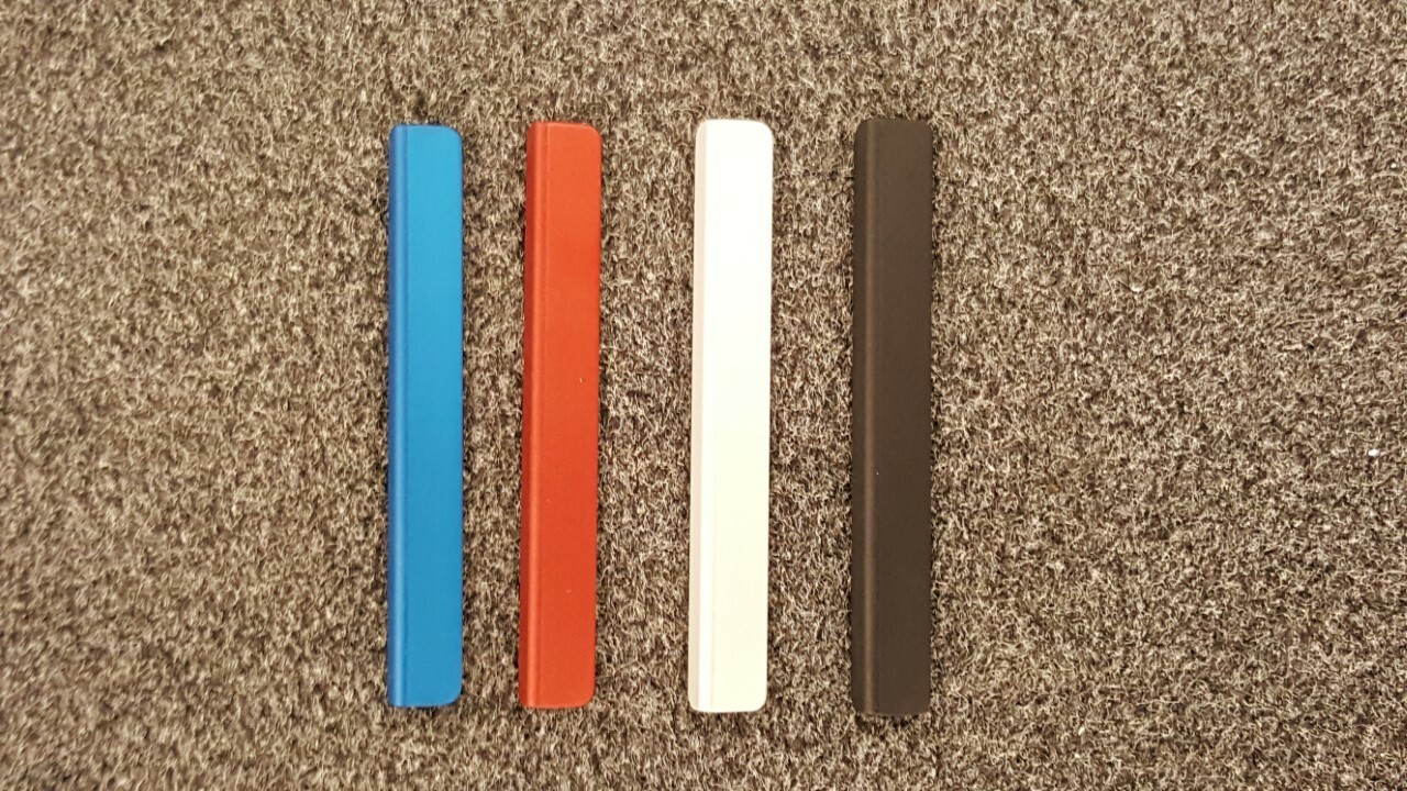 Ranger Boats Z520L / Z521L 3M Stick-On Strike Plates Gel Coat Protection