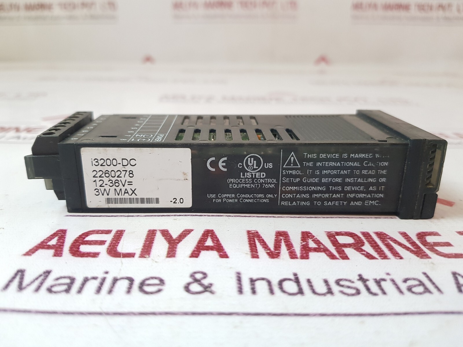 Newport i3200-dc temperature controller 12-36v=