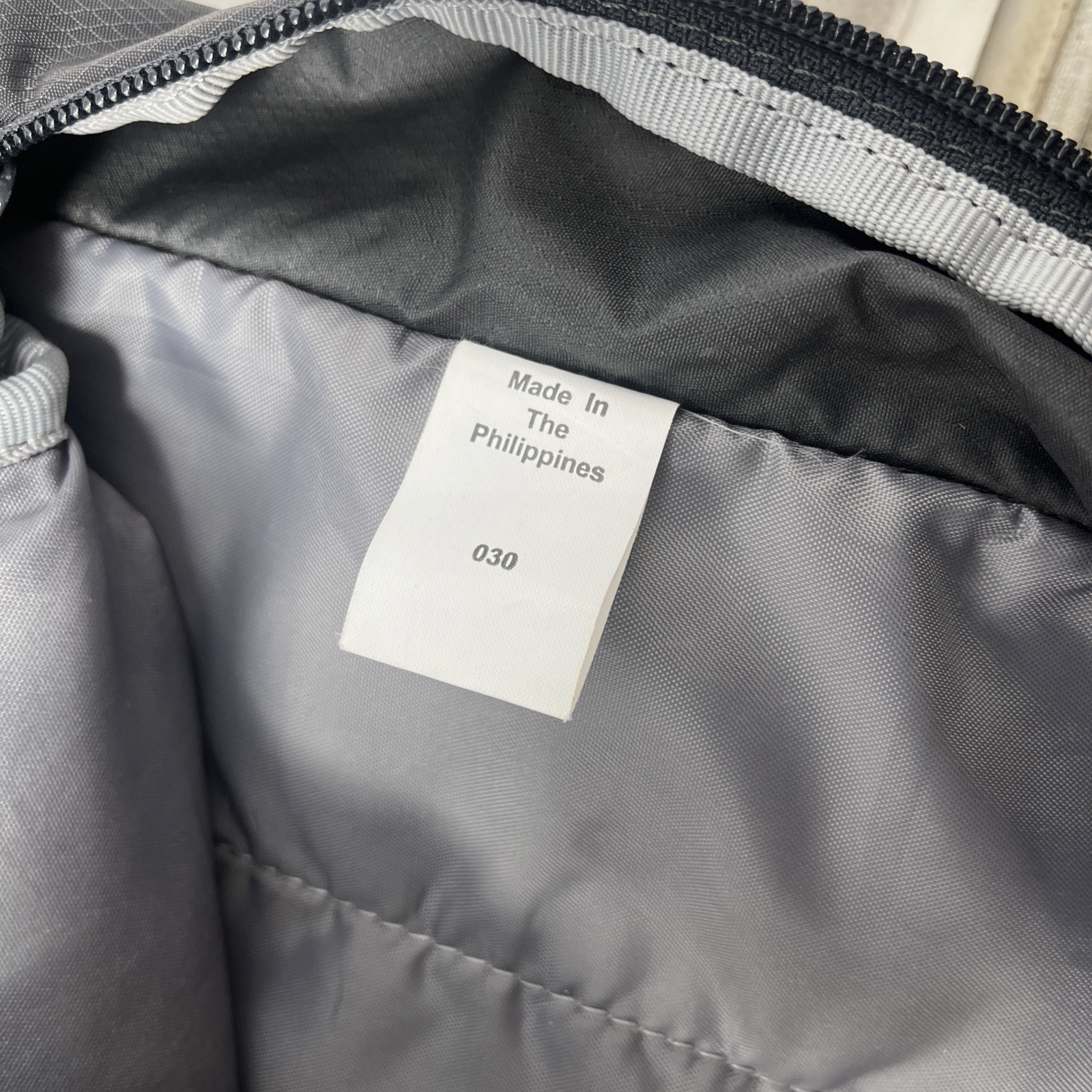 Camelbak Cloud Walker 18 Backpack with drinking pouch