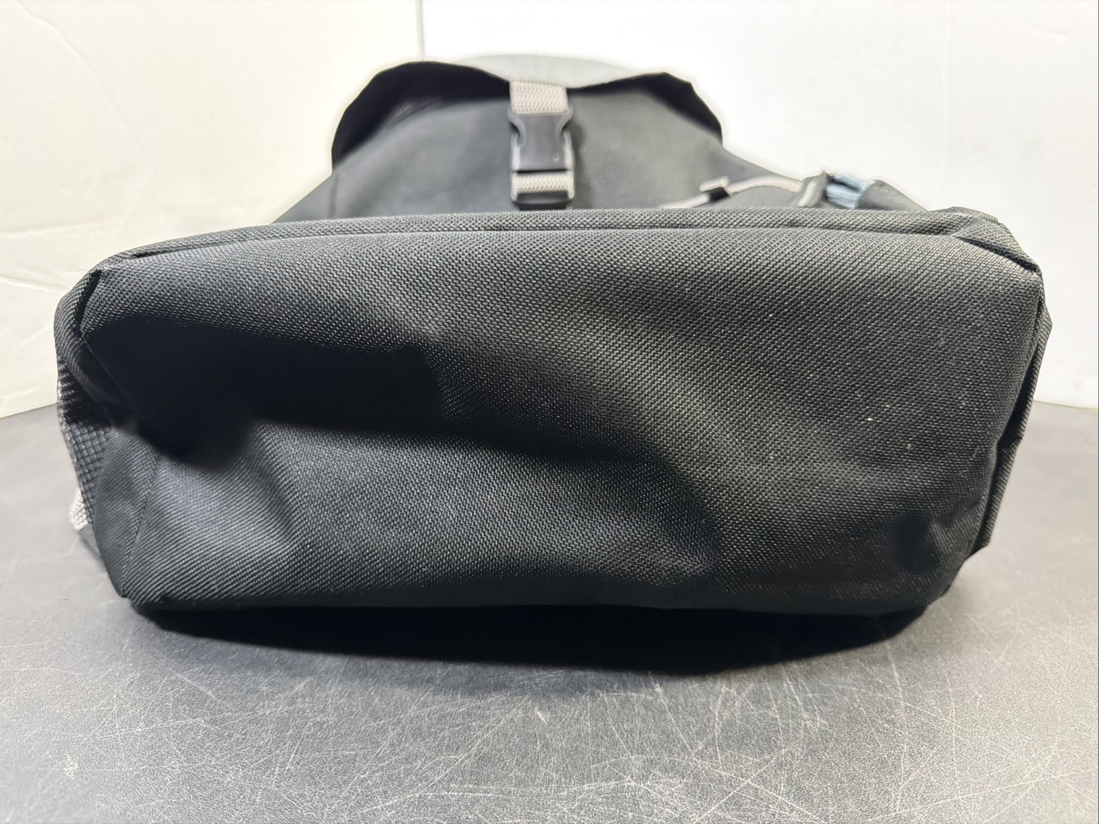 Bose 13" Inch Insulated Cooler Mini Backpack Black Gray White