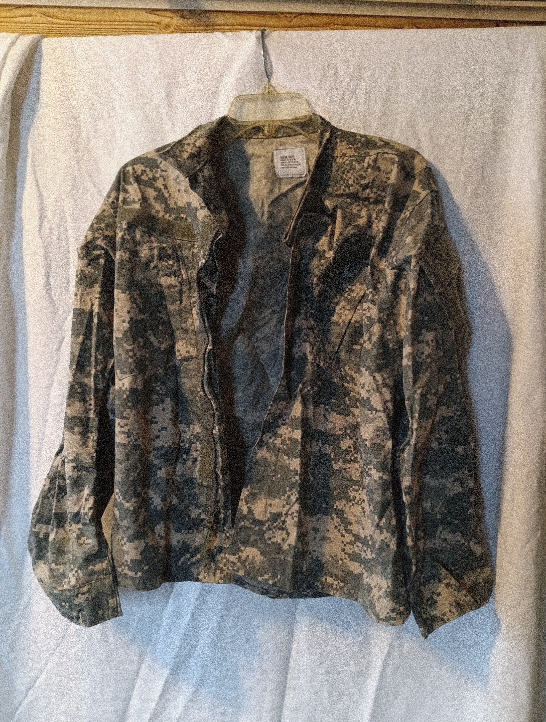 US Army Combat Uniform Coat Mens Size Medium Short Gray Digital Camo - Fast Ship