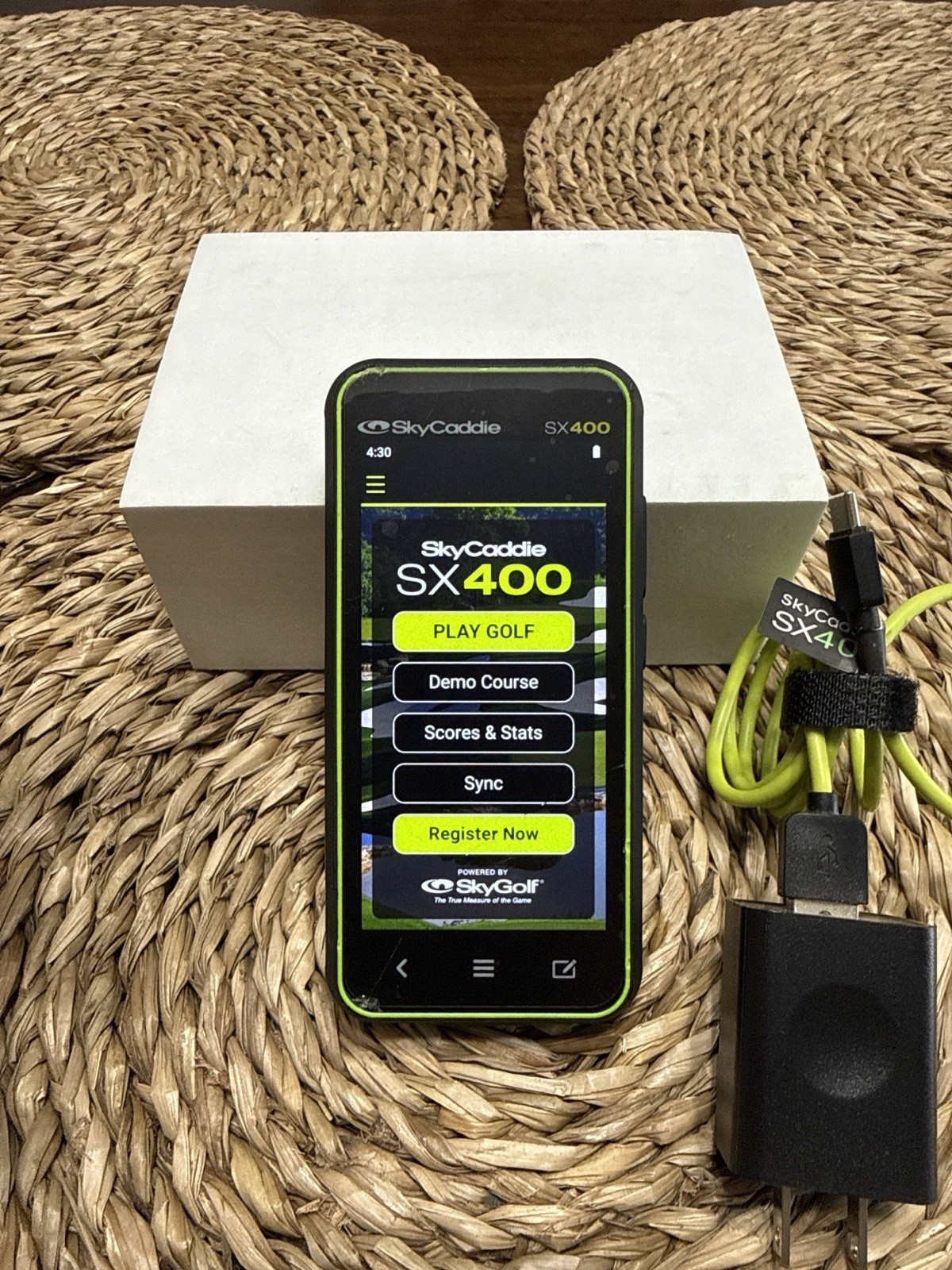 SkyCaddie SX400 Golf GPS Rangefinder Working Charger Screen Crack