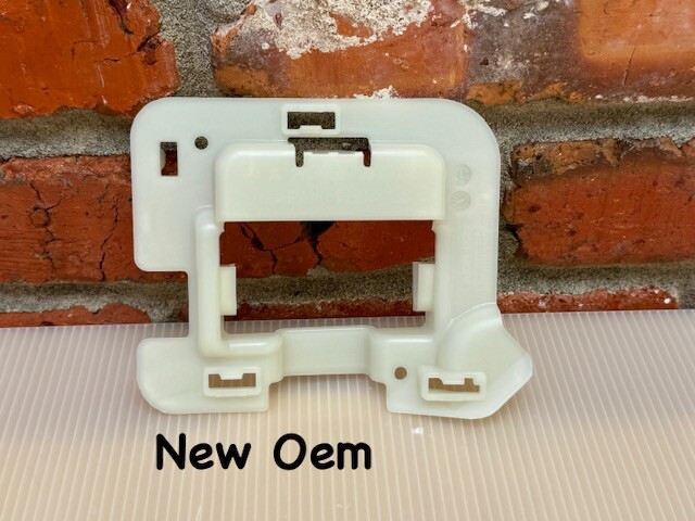 2020-2022 Mercedes-Benz Blind Spot Radar Mount Plate A-253-885-97-02 NEW OEM