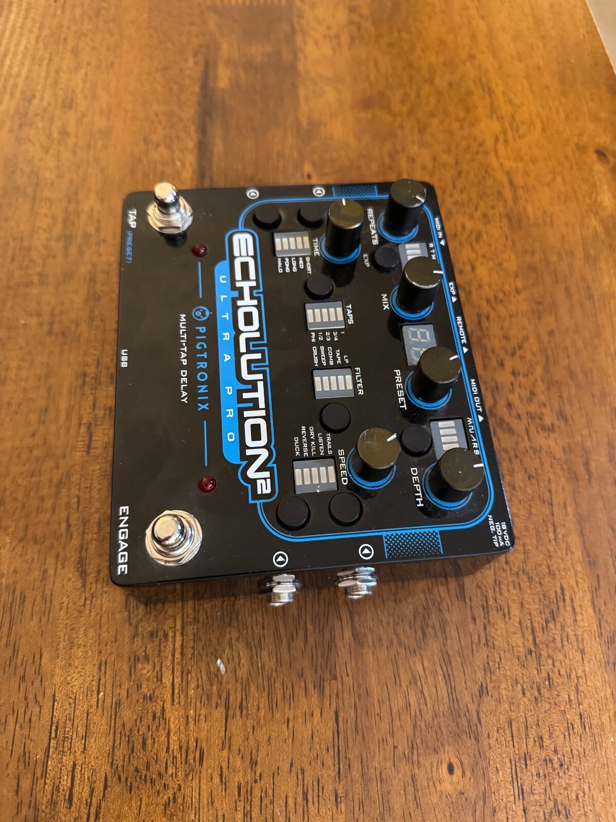 Pigtronix Echolution2 Ultra Pro Multi-Tap Delay Guitar Effect Pedal & Remote
