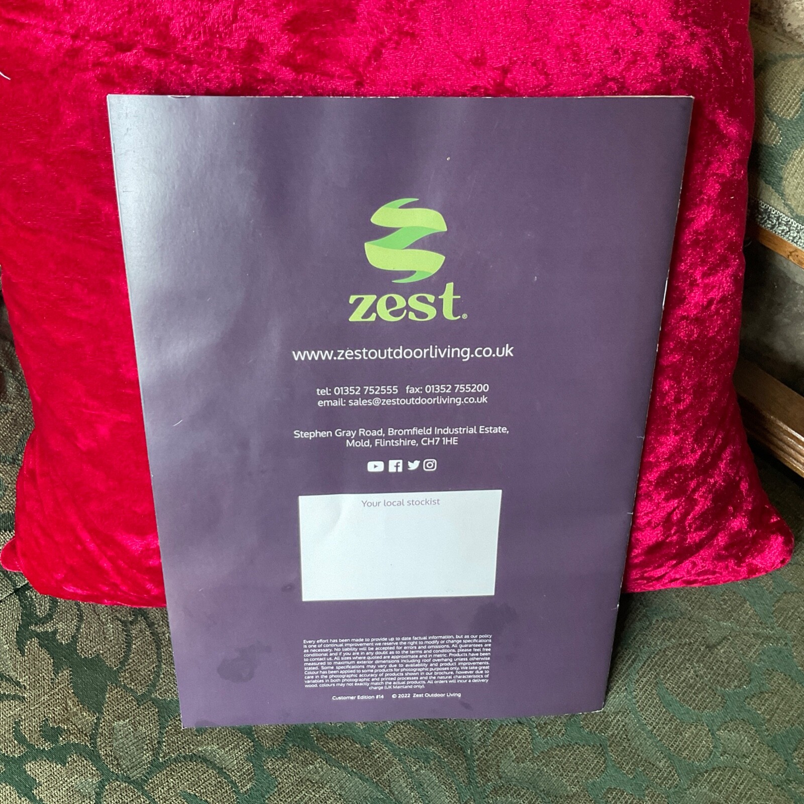 OUTDOOR LIVING ZEST CATALOGUE / BROCHURE 2022 Customer Edition 14