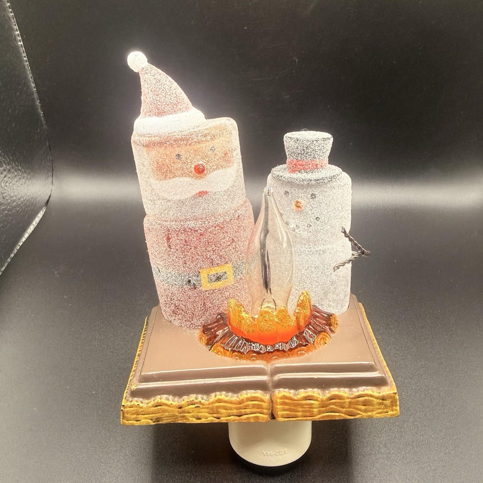 Midwest CBK S’mores Night Light Santa Snowman Christmas Flicker Plug In Works