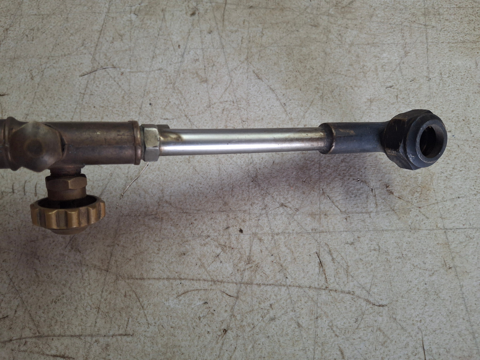 Victor CA2460 Cutting Torch 8TD 123 (NO KNOBS)