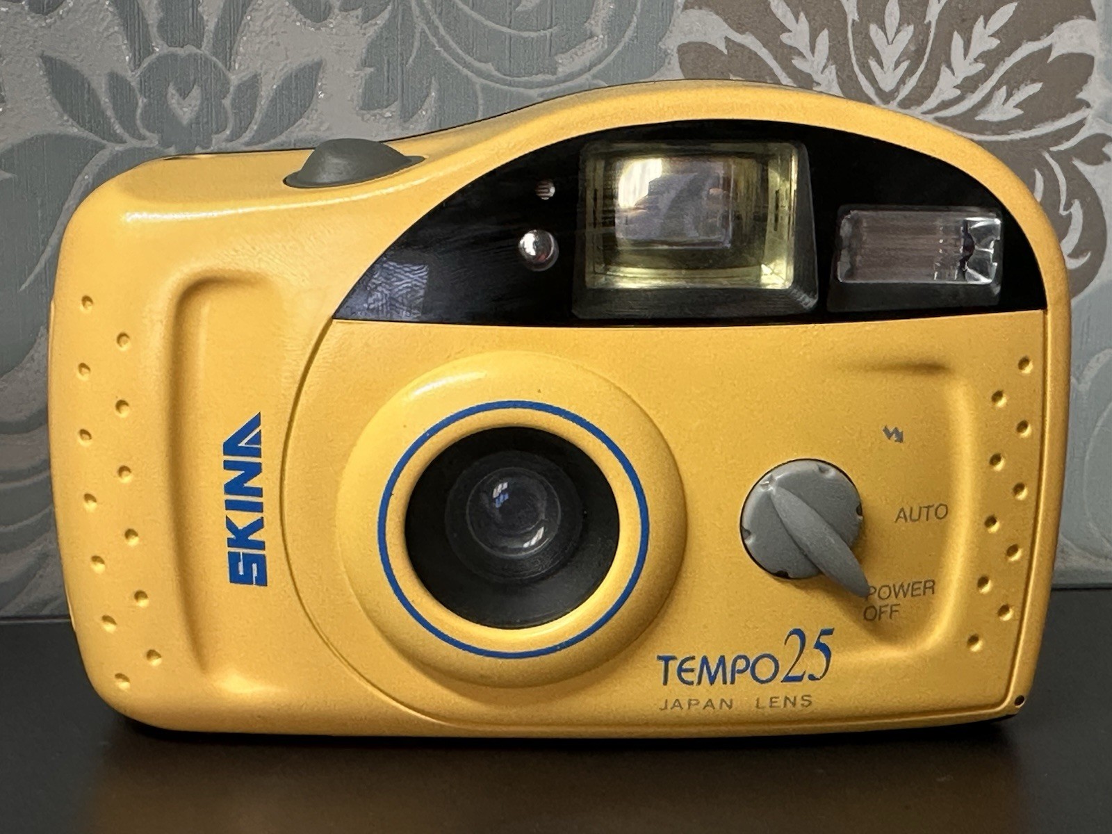 Vintage Skina Tempo 25 Yellow 35mm Film Camera - Point & Shoot - Tested