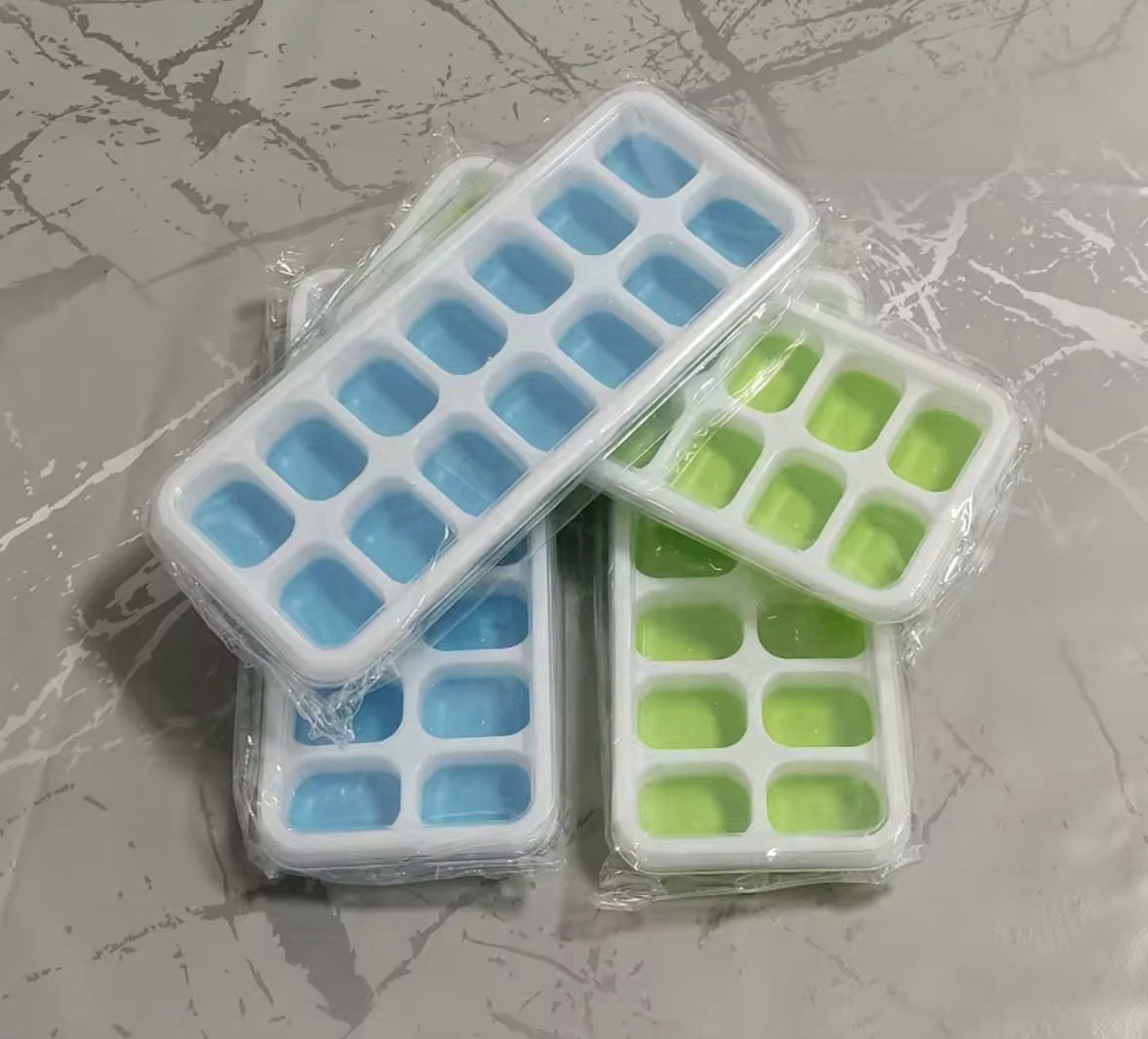 Ice Cube Tray, 4 Pack Silicone Ice Tray, 14 Ice Cube Molds with Lids, Stackable