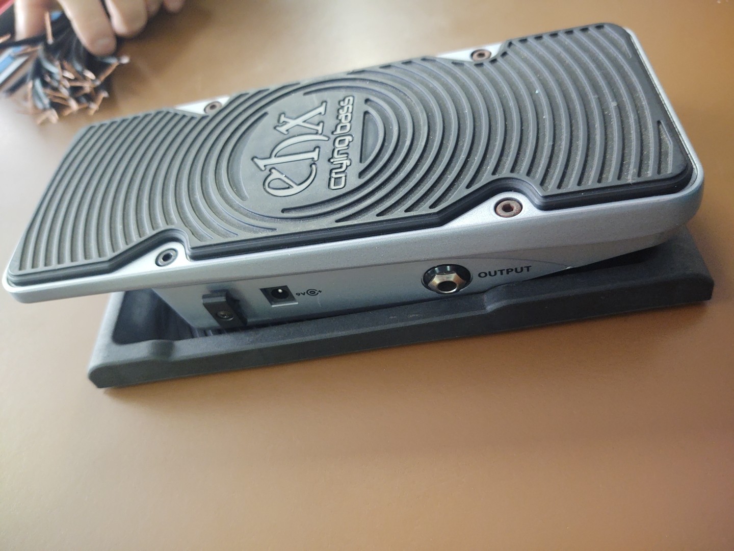 Electro-Harmonix EHX Crying Bass Fuzz Wah Pedal W/ Cradle Bass Guitar Effect