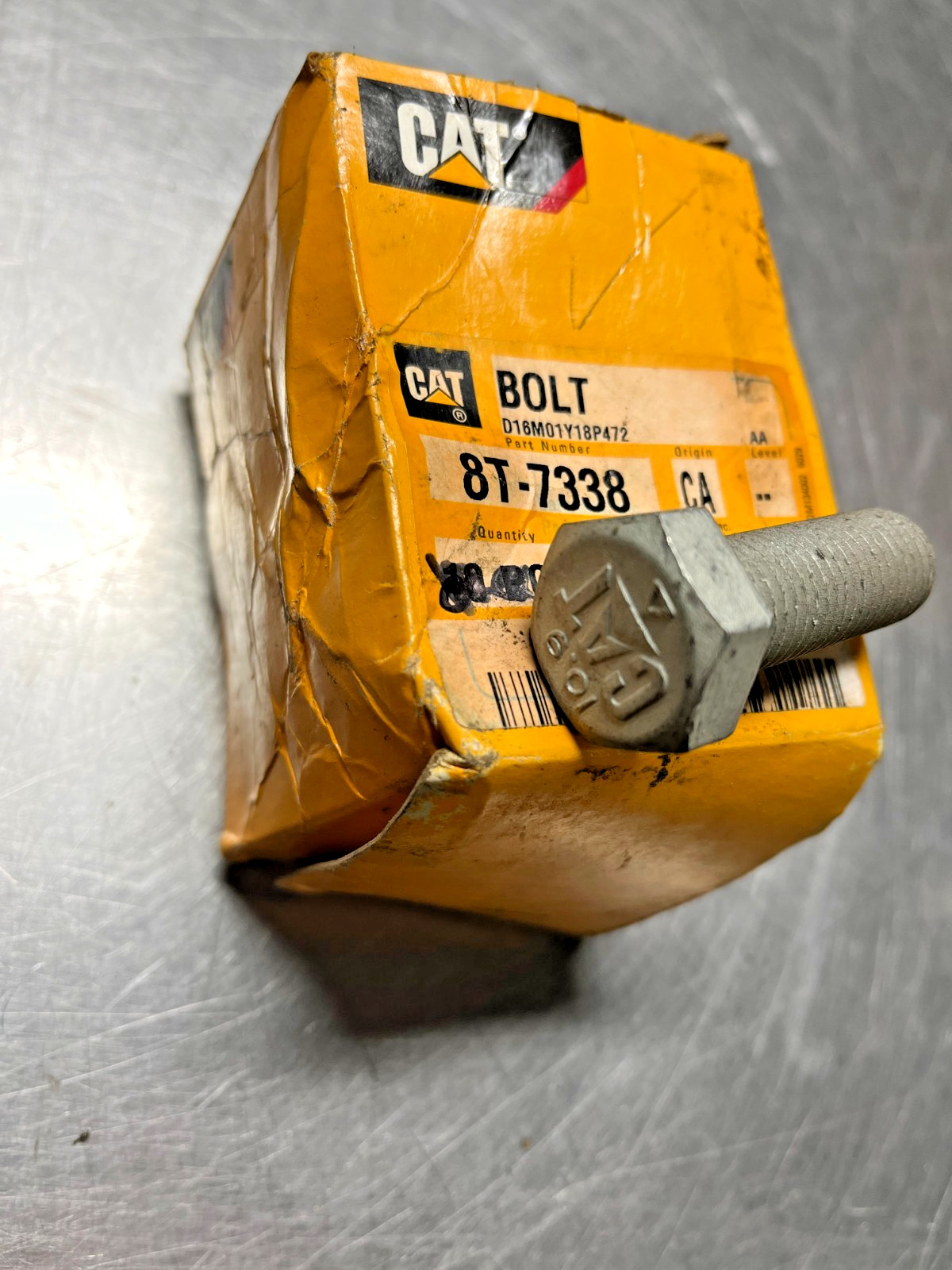 8T-7338   Genuine OEM  CAT   BOLT   QTY of 2 Bolts   Caterpillar   8T7338