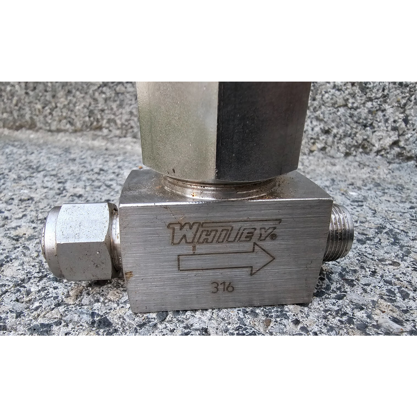 Whitey SS-12NBS8-G Manual Stainless Needle Valve 6000psi Disc STE3