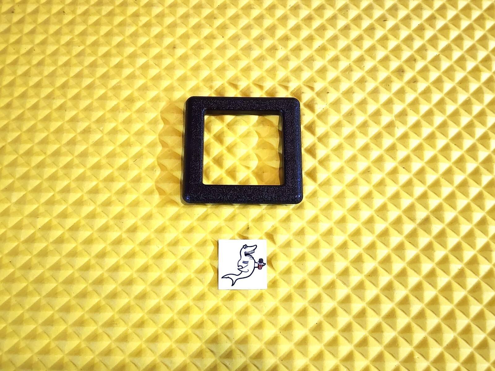 AMS 39 / 35 SNACK & DRINK COMBO VENDING MACHINE COIN RETURN BEZEL TRIM