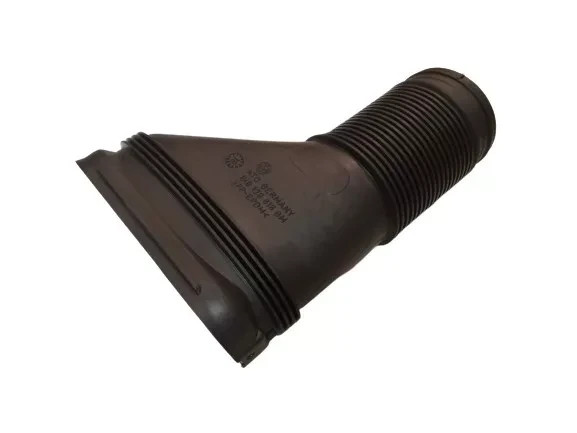 VW Audi Seat GOLF 5 2.0 TFSI AXX BWA Air Duct 1K0129618BM Genuine