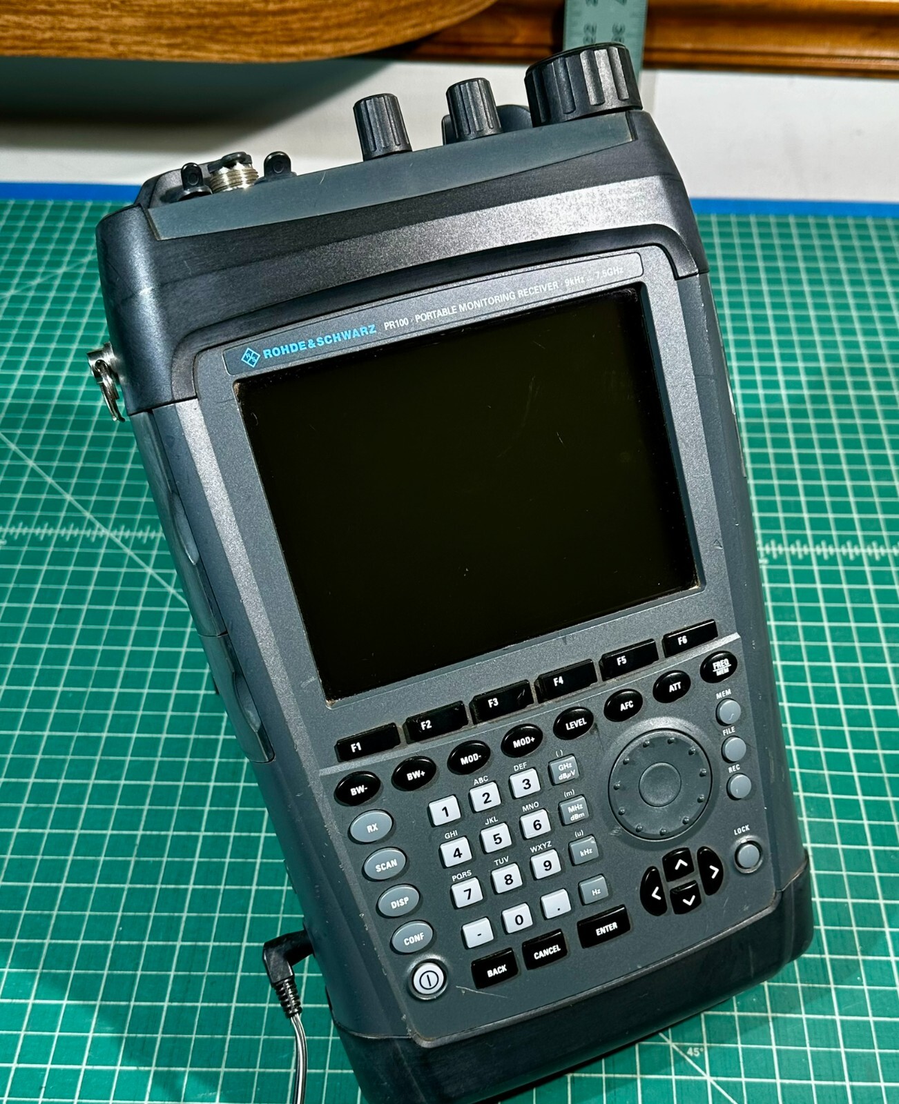 Rohde & Schwarz PR100 9 kHz - 7.5 GHz Monitoring Receiver All Options Installed