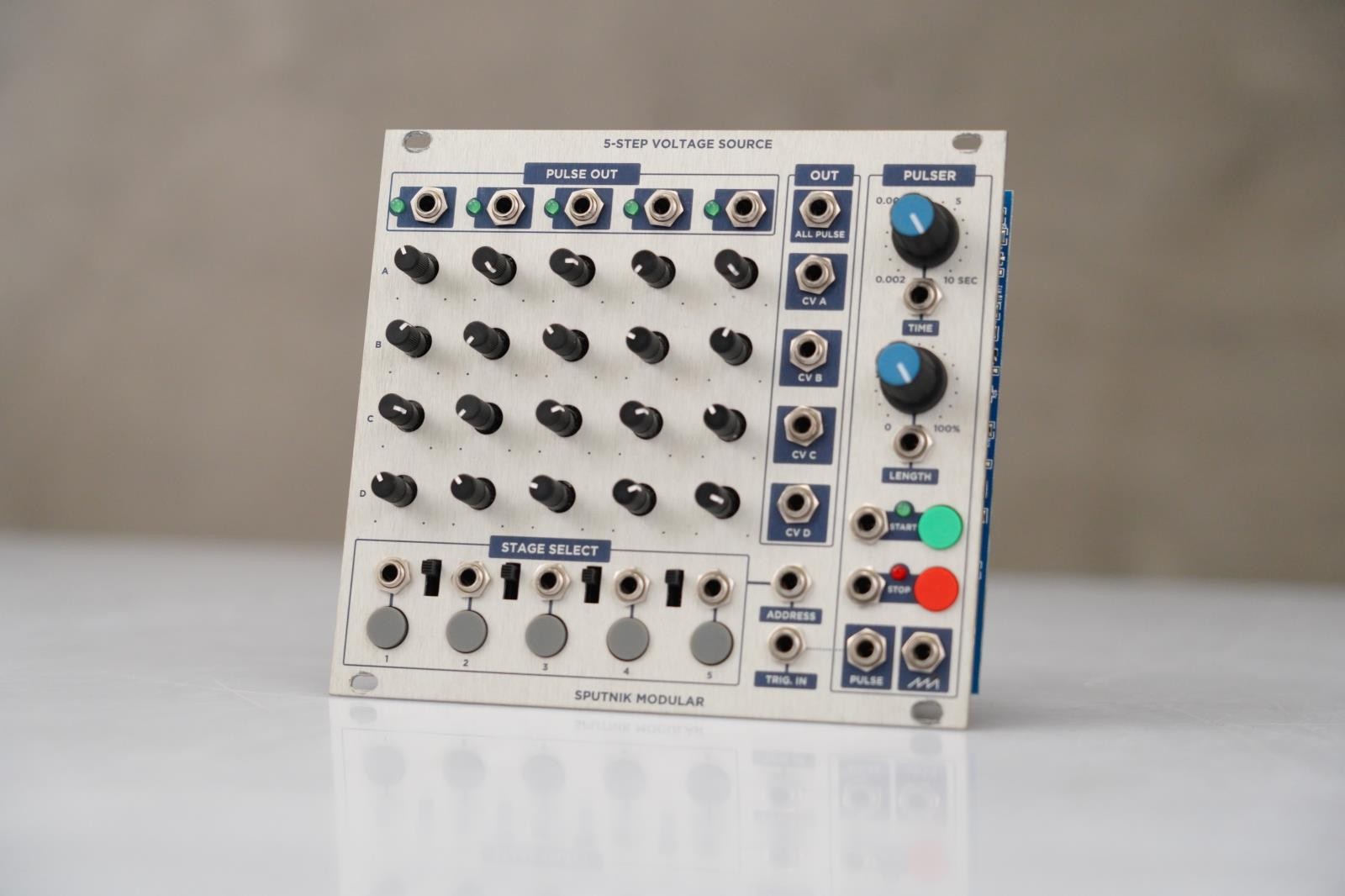 Sputnik Modular 5-Step Voltage Source Eurorack Module #58750