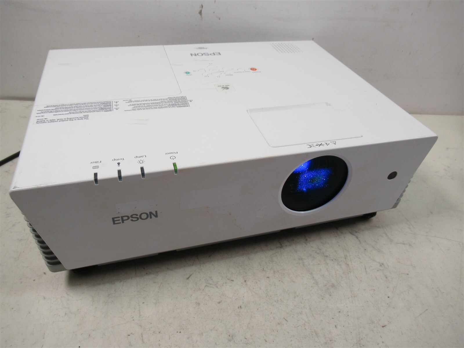 Epson PowerLite 6110i Large Room Digital Projector EMP-6110 LCD 3500 Lumens