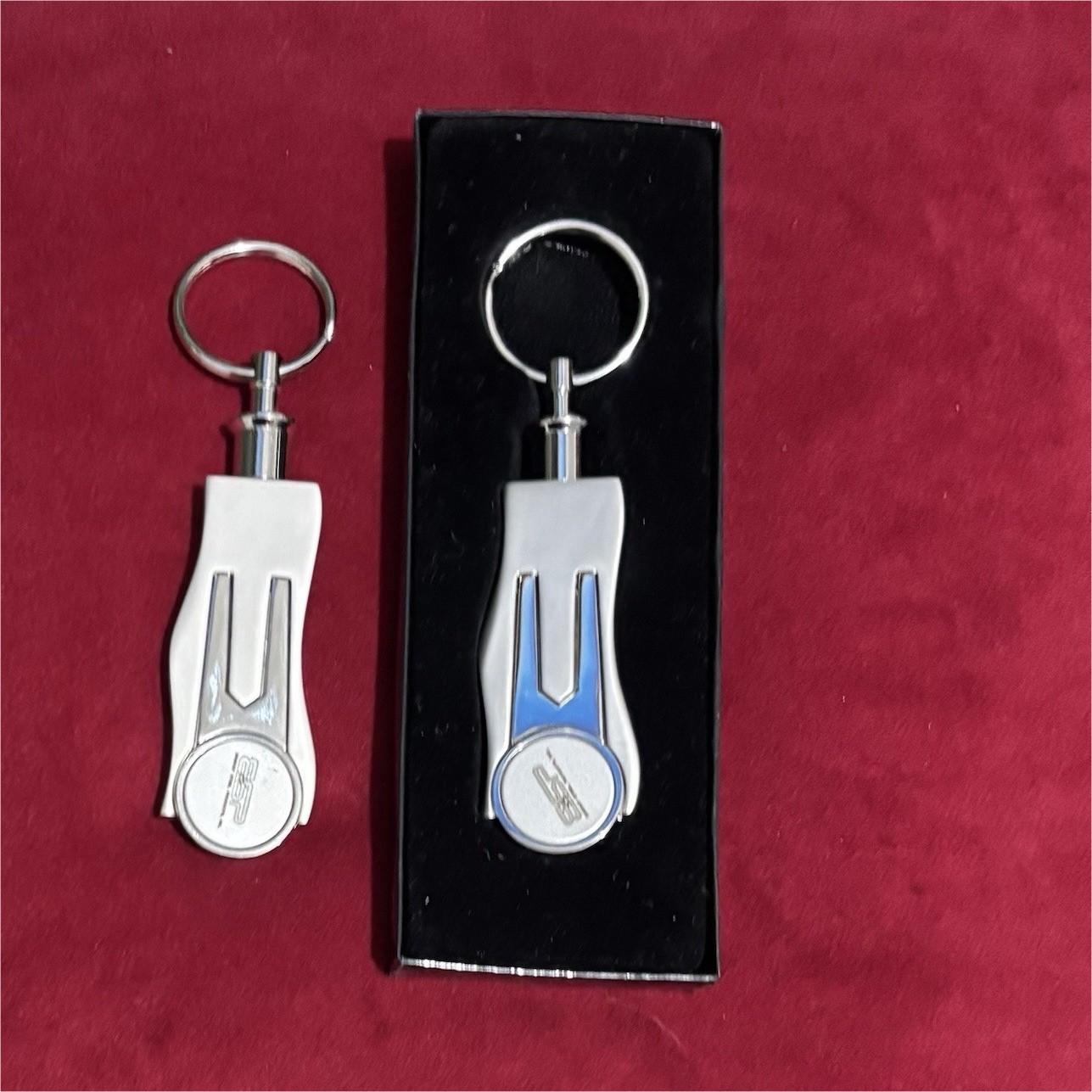 SRP Silver Metal Double Prong Golf Divot Repair Tool Set With Ball Marker, 2pcs