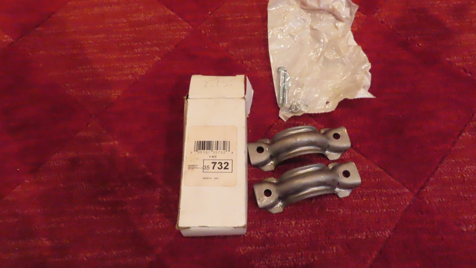1993-2000 Volvo 850 S70 V70 Converter To Muffler Exhaust Clamp  (35732) lot of 2