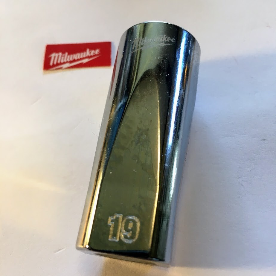 Milwaukee  19mm x 3/8 In. Dr  6-Point Deep Socket Free USA Shipping