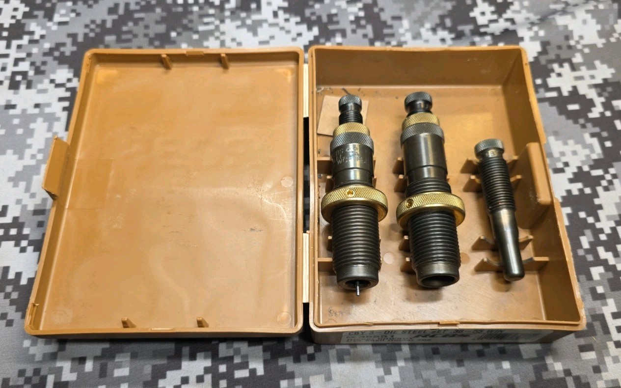 RCBS COWBOY 38-55 WIN FL RELOADING DIES AND PARTS SHOWN