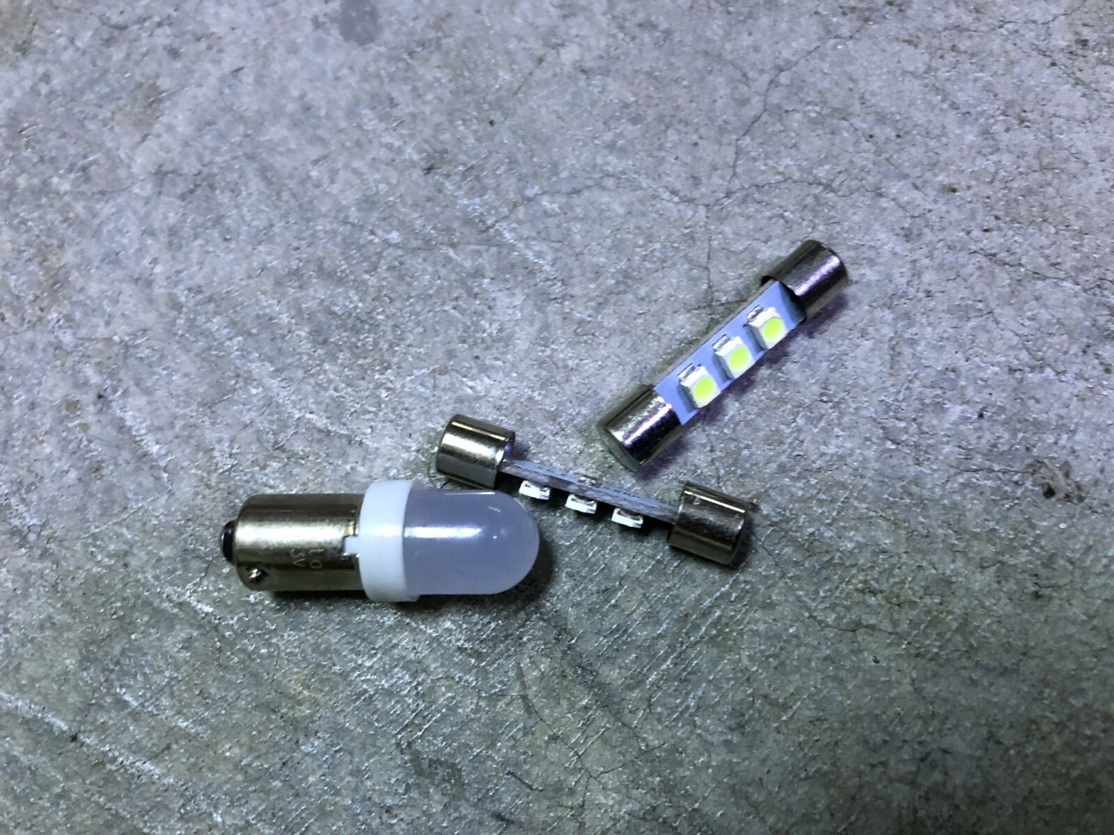 Vintage Fisher   400-T / 450-T / 600-T/ 800-T   receivers front panel LED lamps.