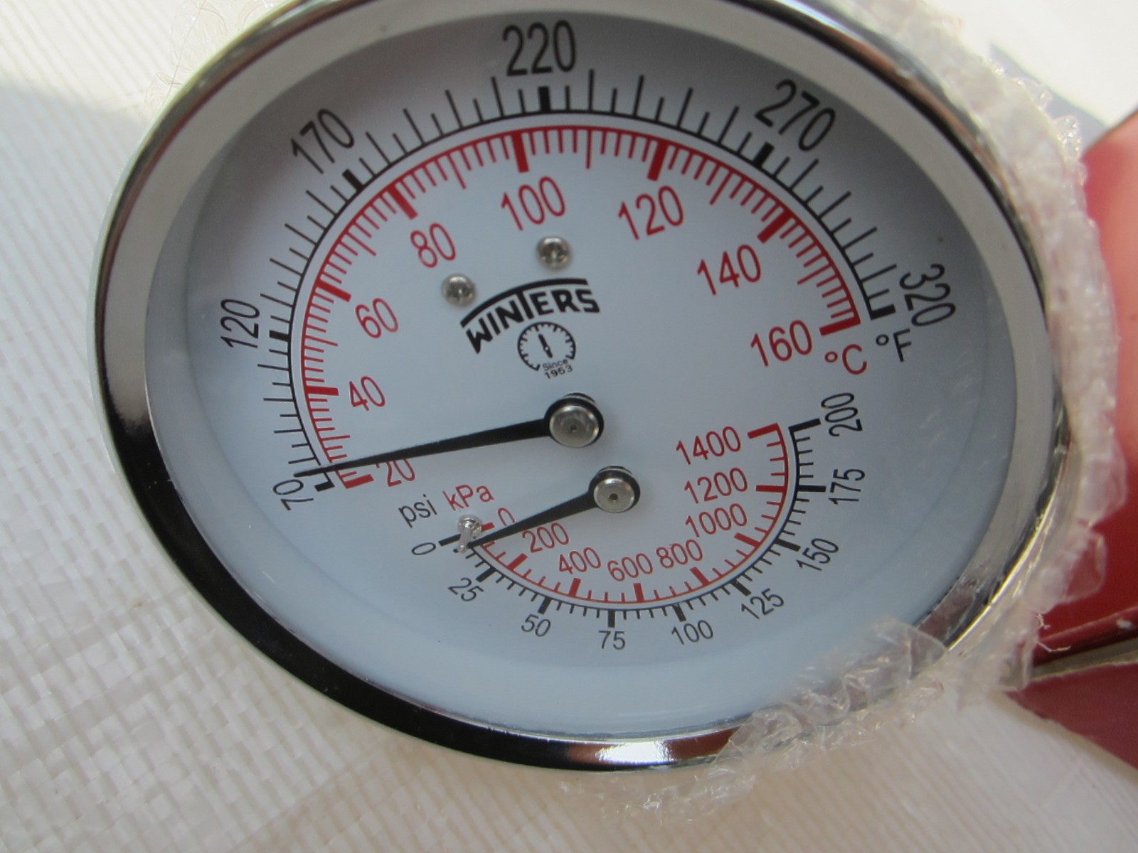 WINTERS TTD407 DUAL SCALE TRIDICATOR THERMOMETER