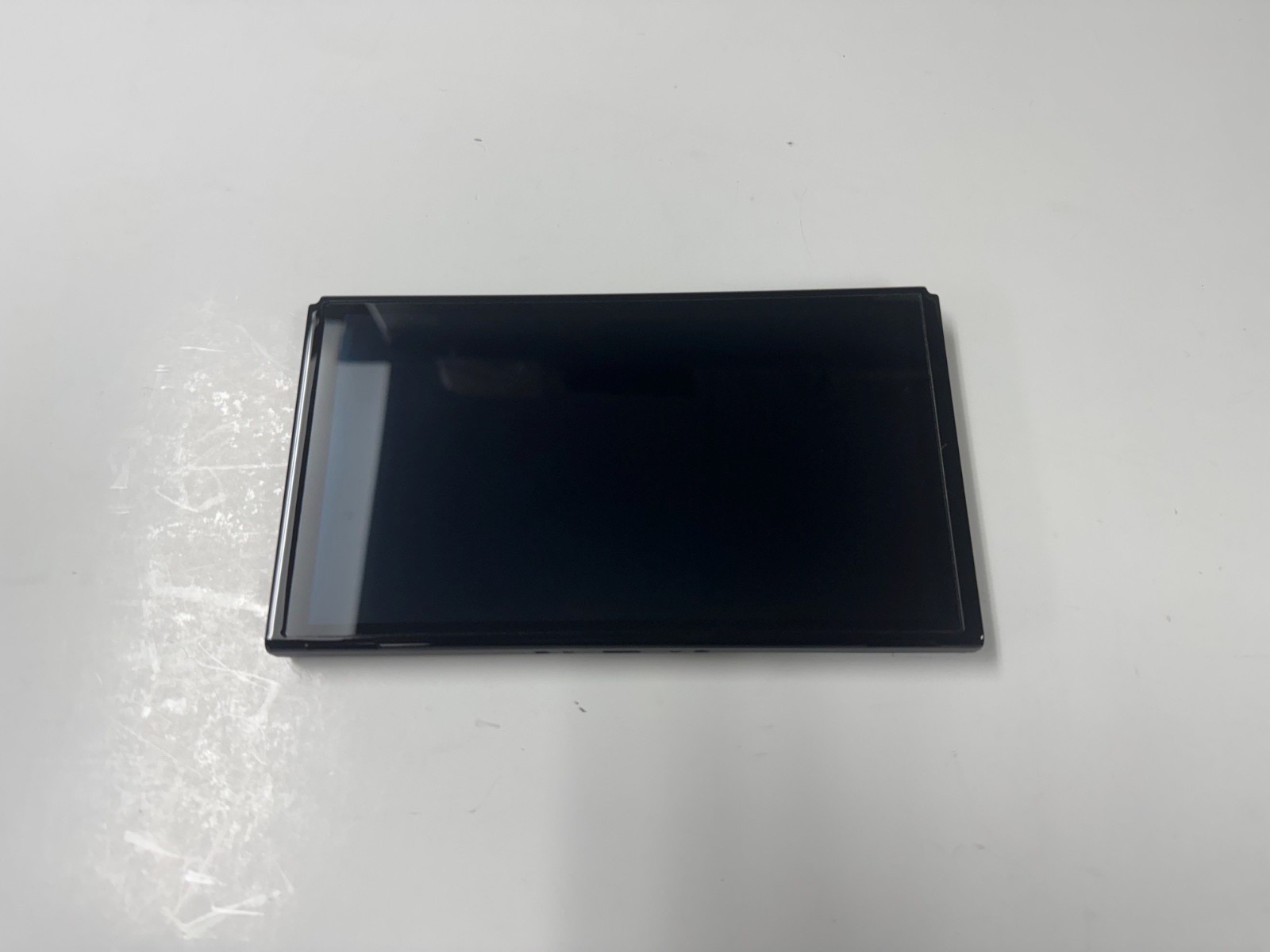 Nintendo Switch OLED ** Does Not Power On** For Parts or Repair.