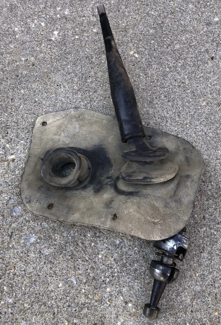 00-05 Toyota Tundra R150F Manual Transmission Shifter 4x4 5 Speed Standard V6