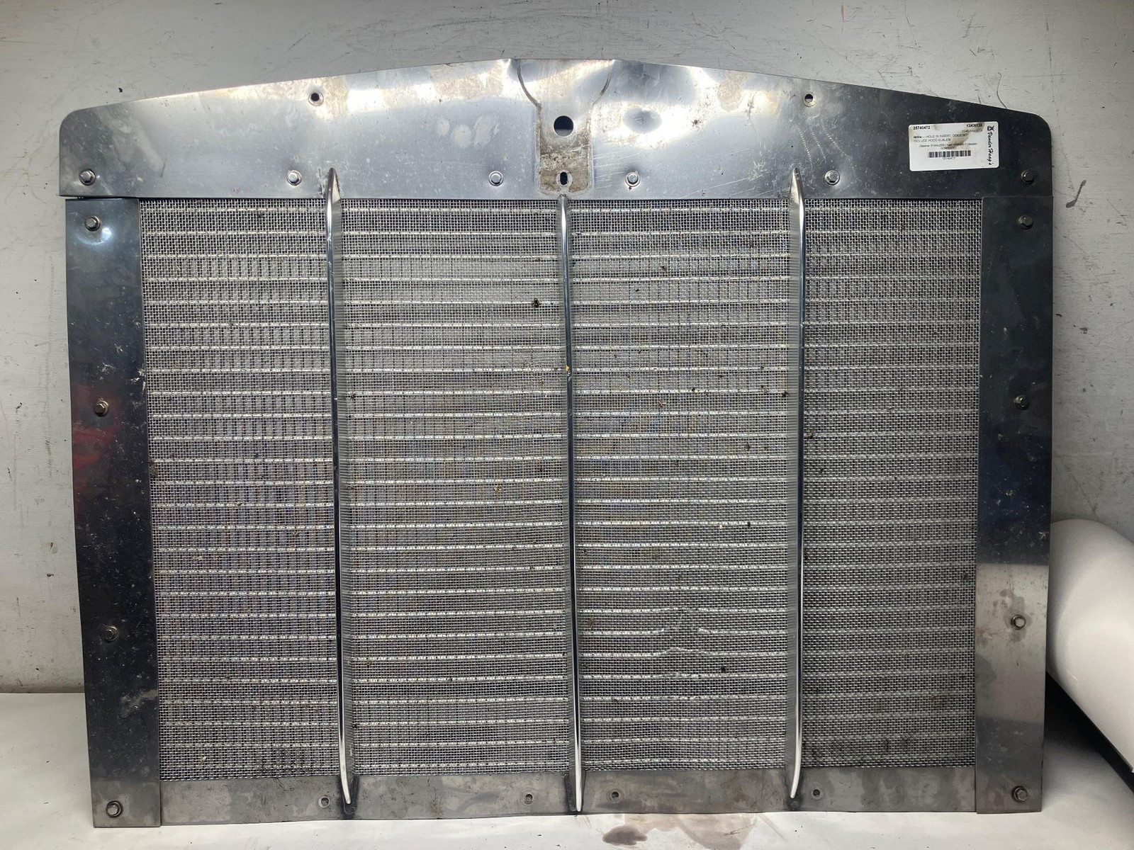 1987-2025 Kenworth T800 Grille - Used