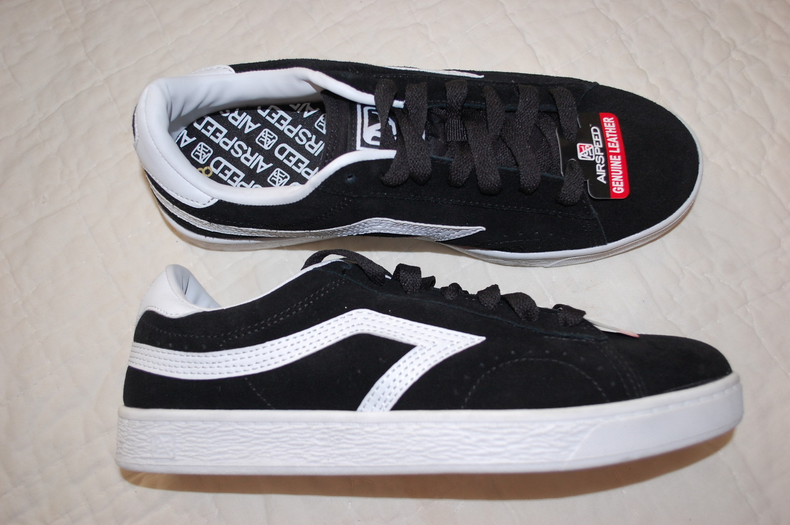 Mens BLACK & WHITE AIRSPEED CASUAL SKATER SHOES Suede 7 8 8.5 9 10 13