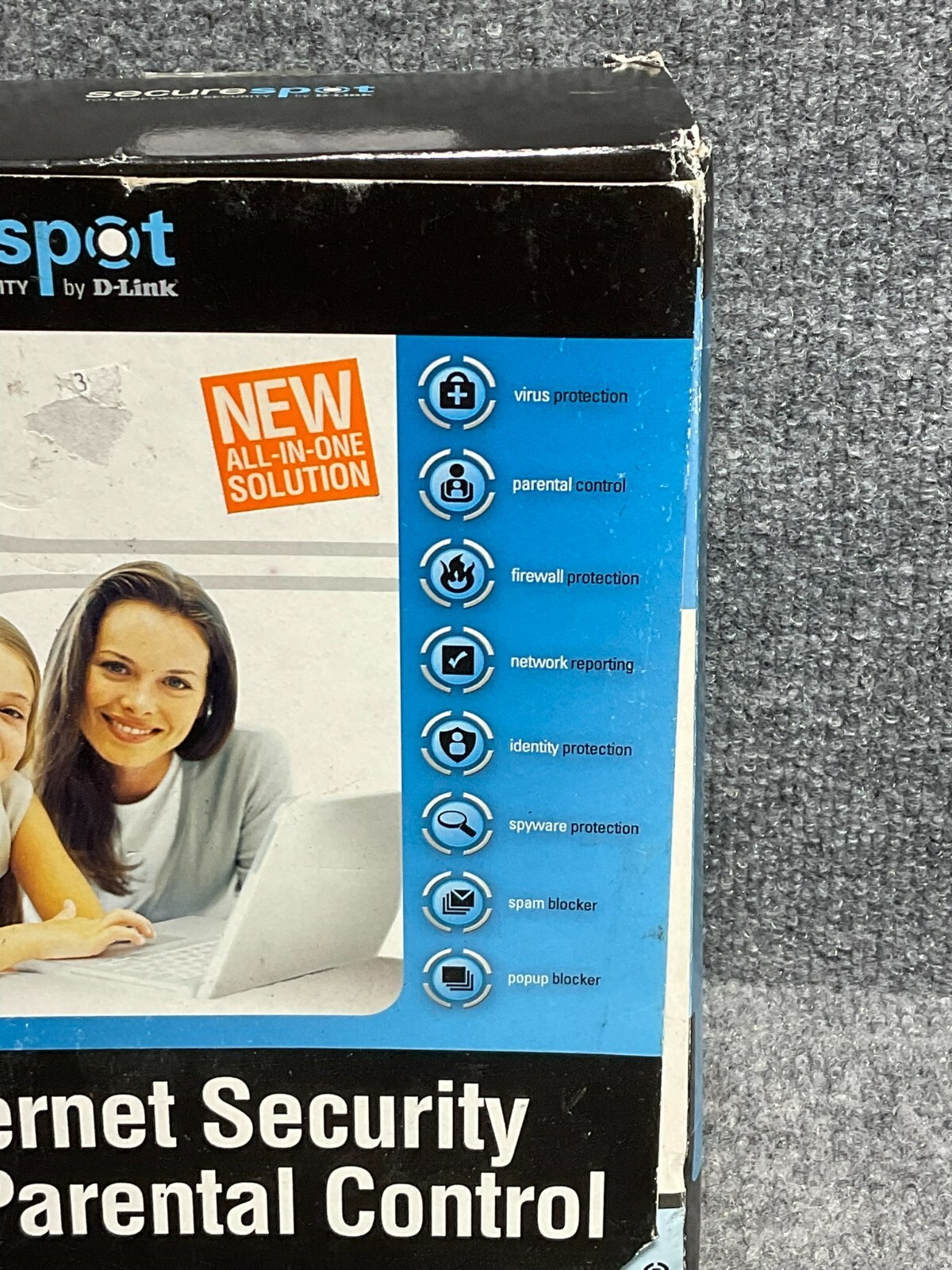 D-Link SecureSpot Internet Security Firewall 4 PC Used