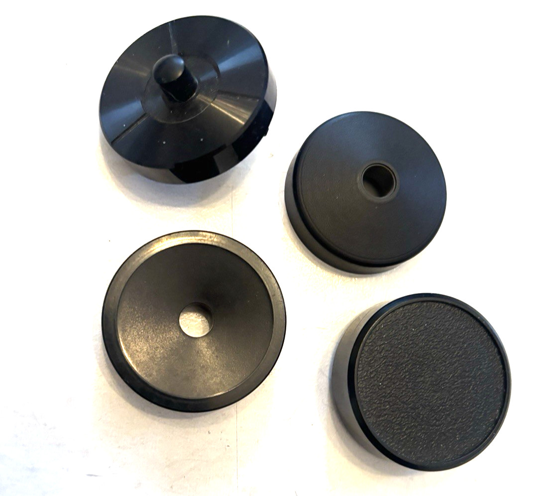 4 LOT VINTAGE 45 RECORD ADAPTERS HOCKEY PUCK  STYLE MIXED LOT