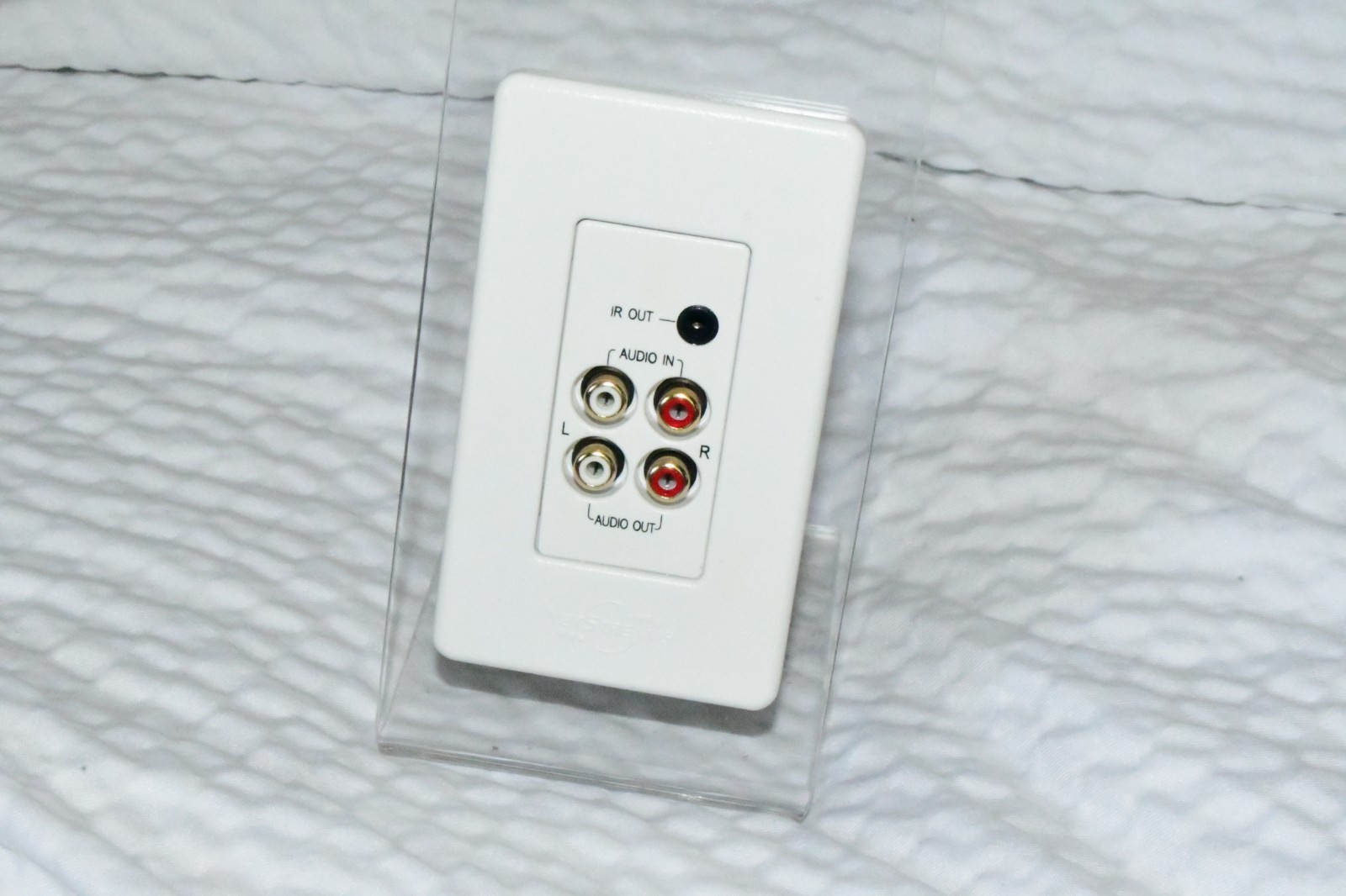 NetStreams NS-AP500 Audio Port Input and Output White Wall Plate MINT W5A3