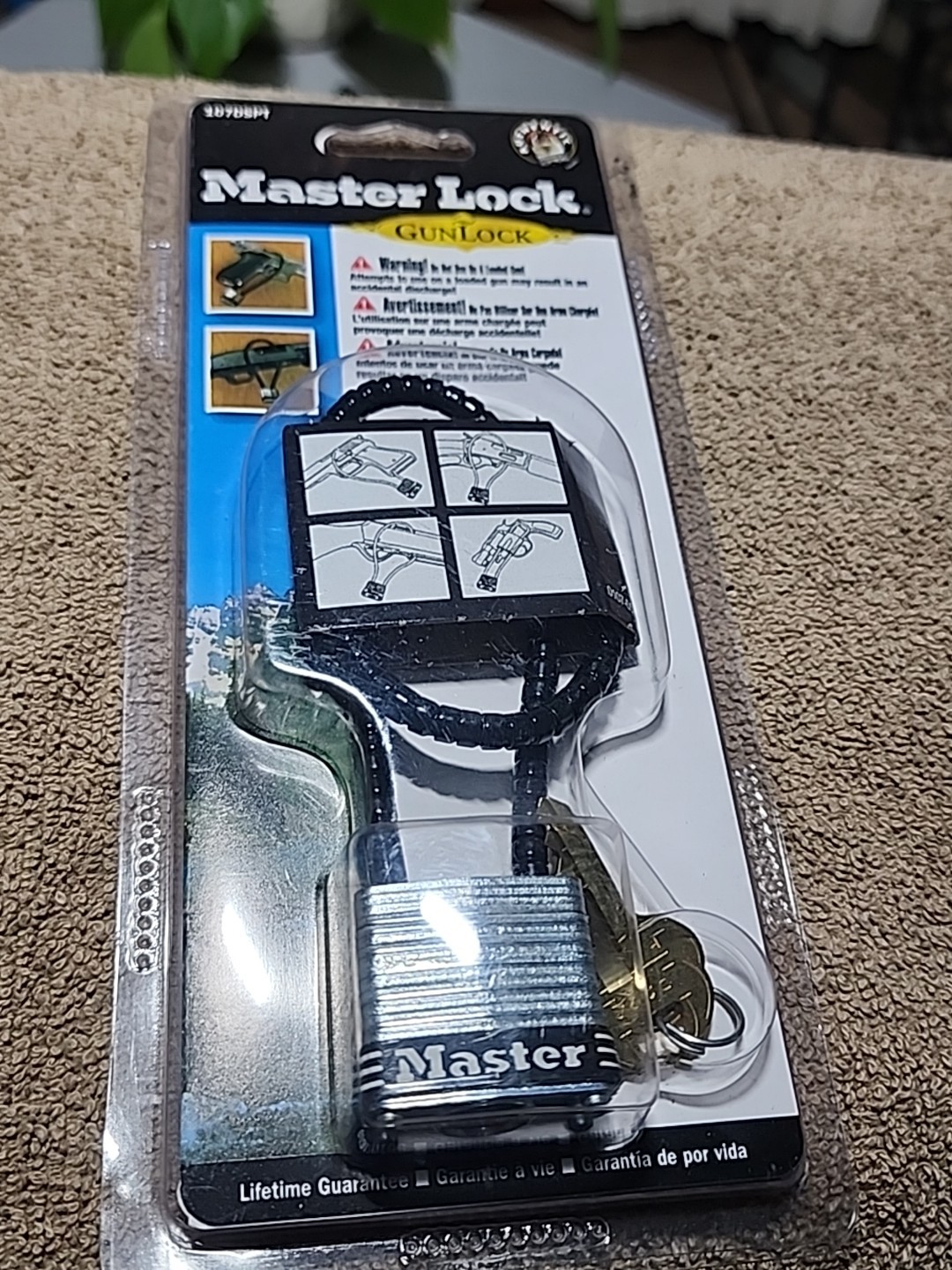 Master Lock Braided Stainless Steel Cable Gun Lock Scratch Resistant 2 Keys /NEW