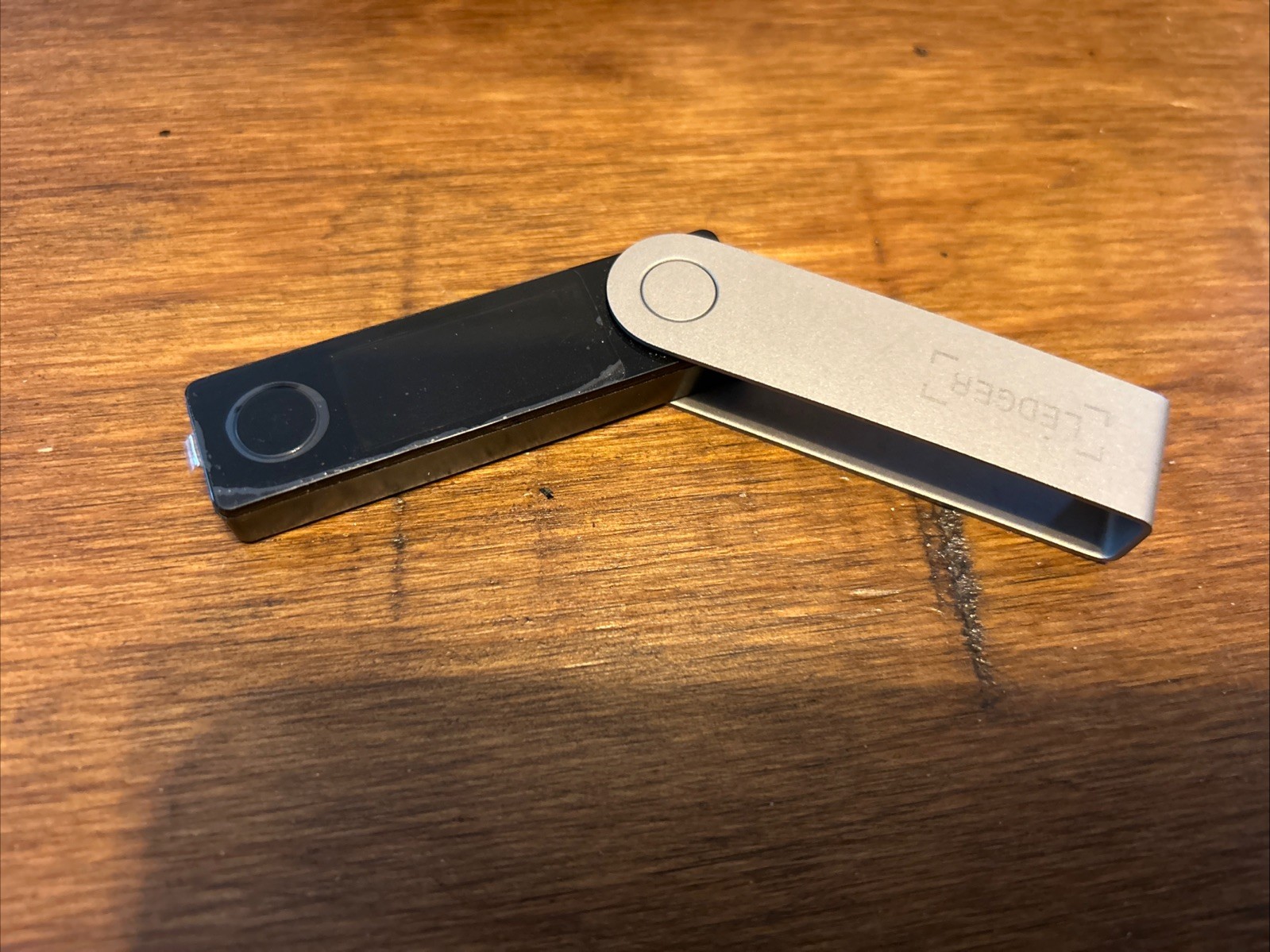 Ledger Nano X | Onyx Black Bluetooth Crypto Wallet | Excellent Condition