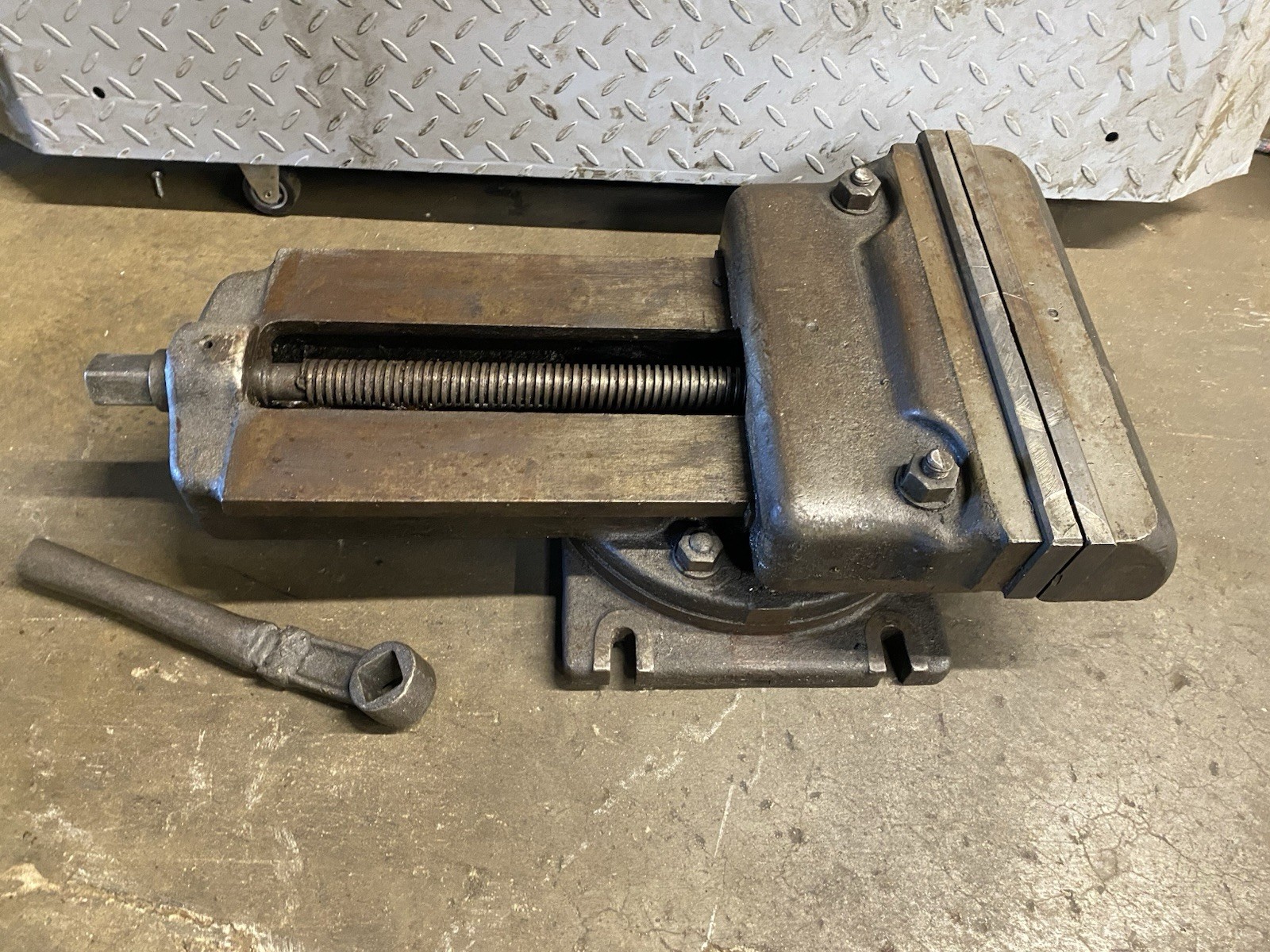 Large 14” Jaw Metal Shaper Vise Swivel Base Boring Mill Vise 225 Lbs ￼￼