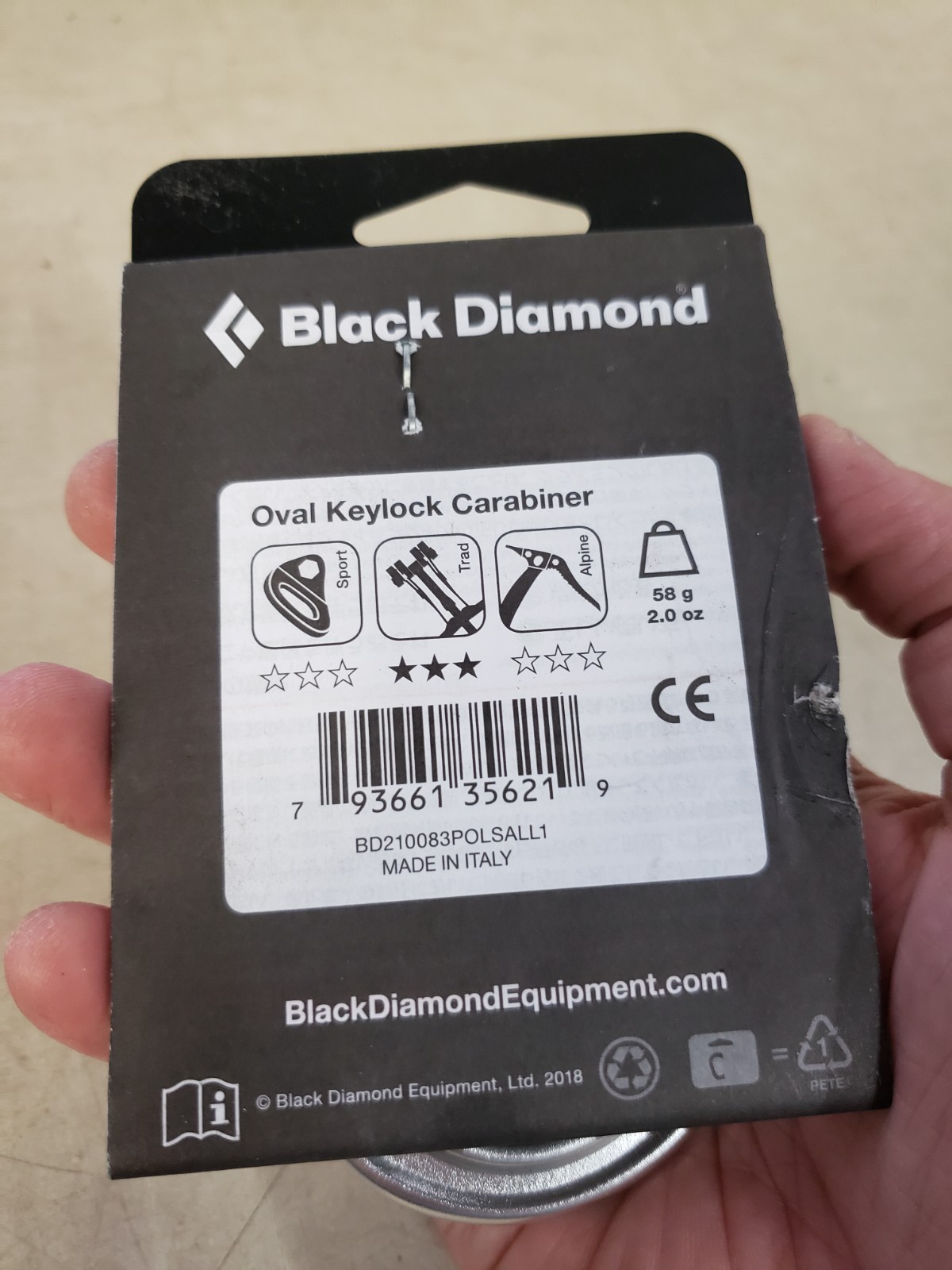 Black Diamond Oval Keylock Carabiner