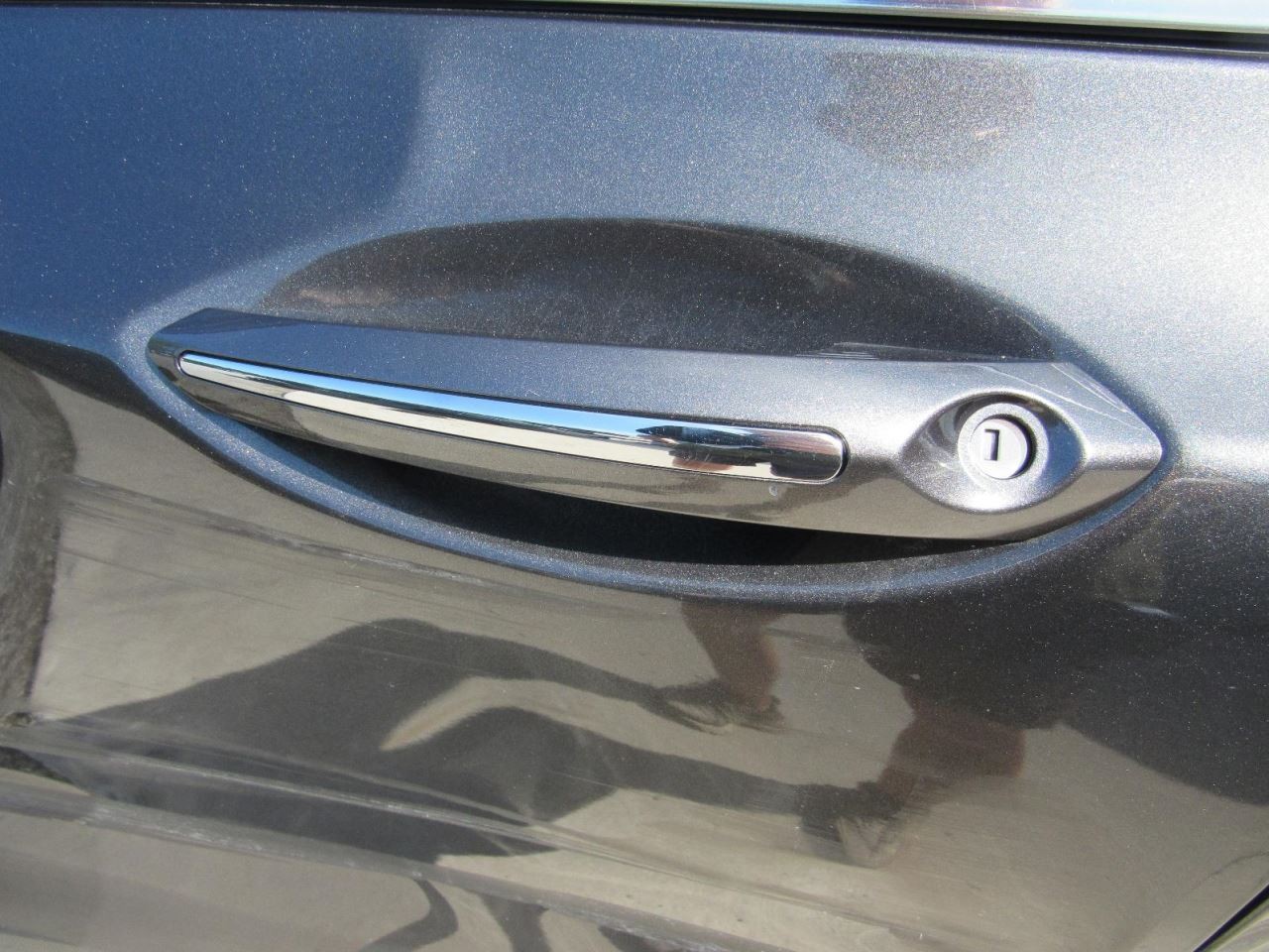 MKZ 2019 Glove Box 1063050