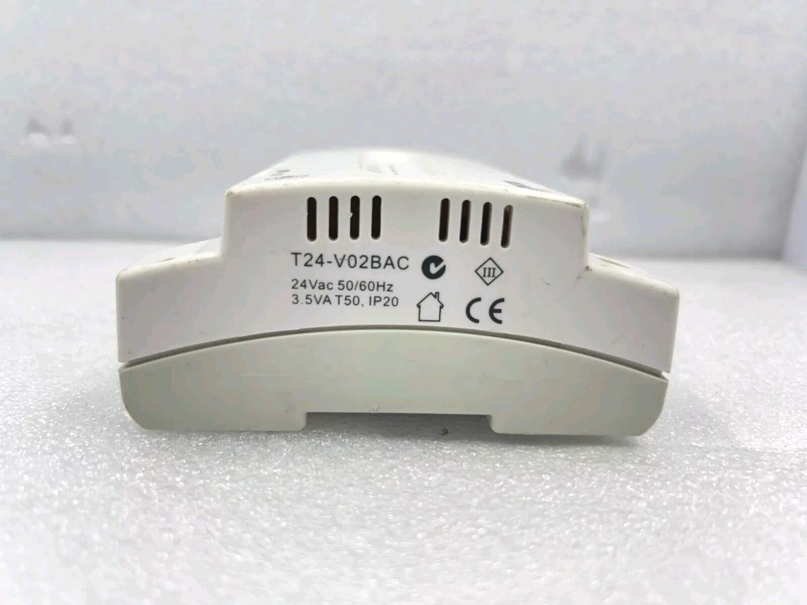 BELIMO T24-V02BAC ROOM CONTROLLER MODULE FULLY OPERATIONAL FAST SHIPPING