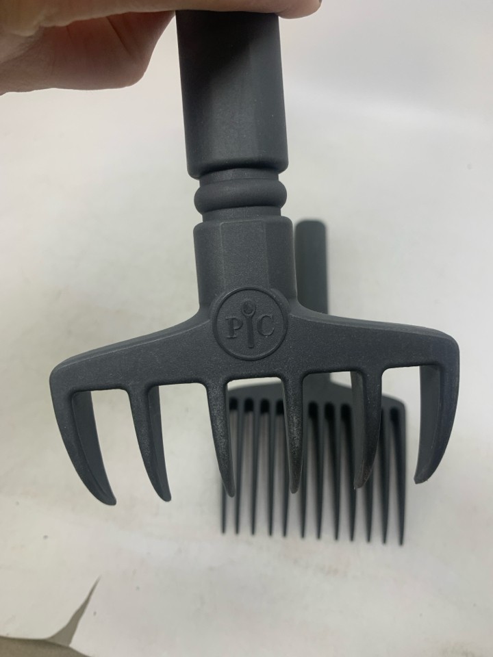 2 PC QUICK MEAT SHRED MAGNETIC TOOLS.