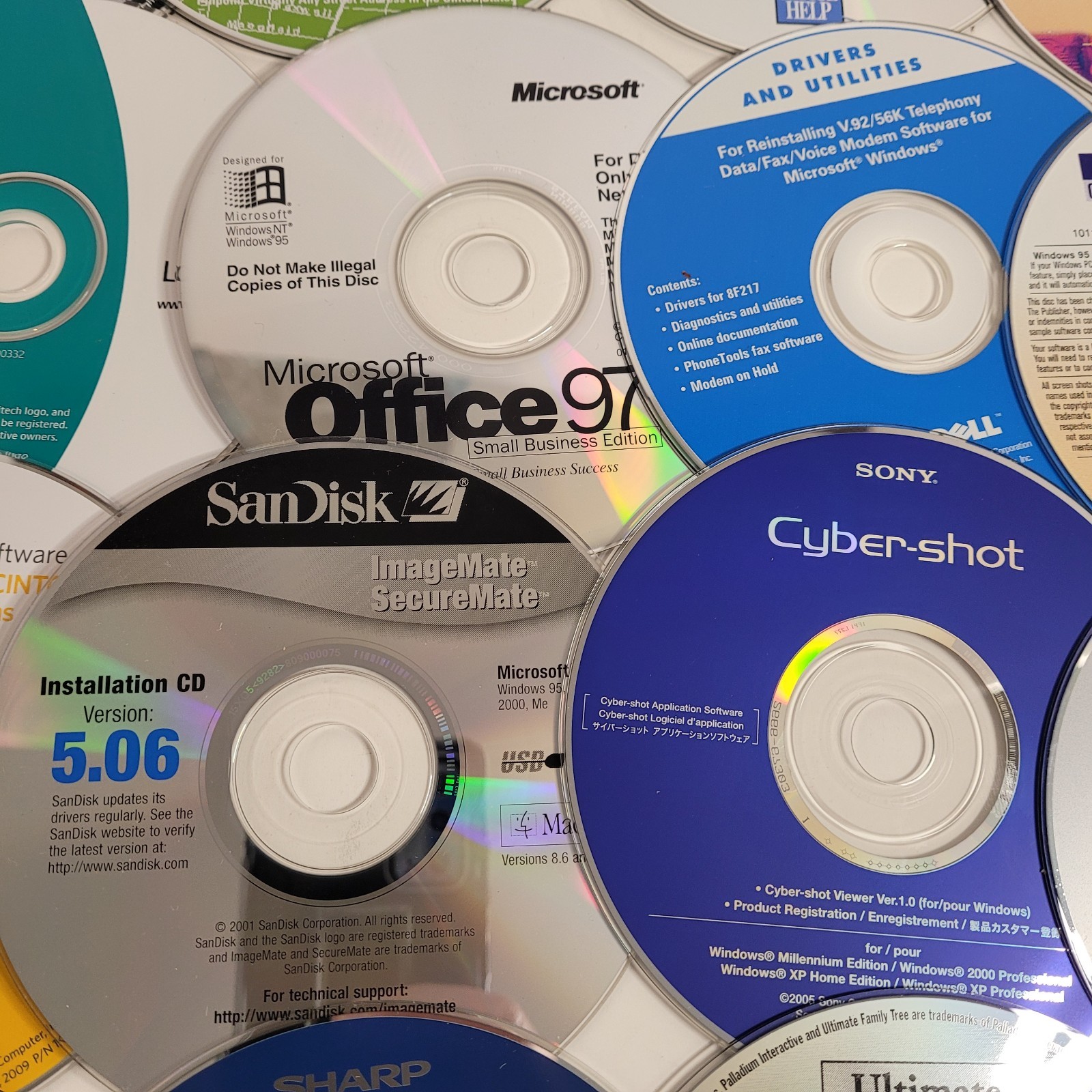 PC Software and Installation Media Lot Microsoft Windows, Family Tree 37 Discs