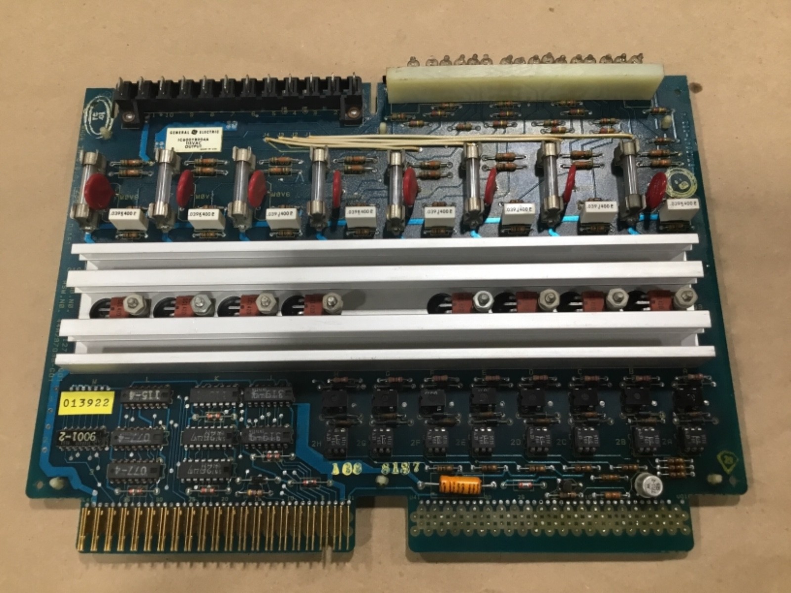 General Electric 44B712840-002/4 Output Module #026C13Z12
