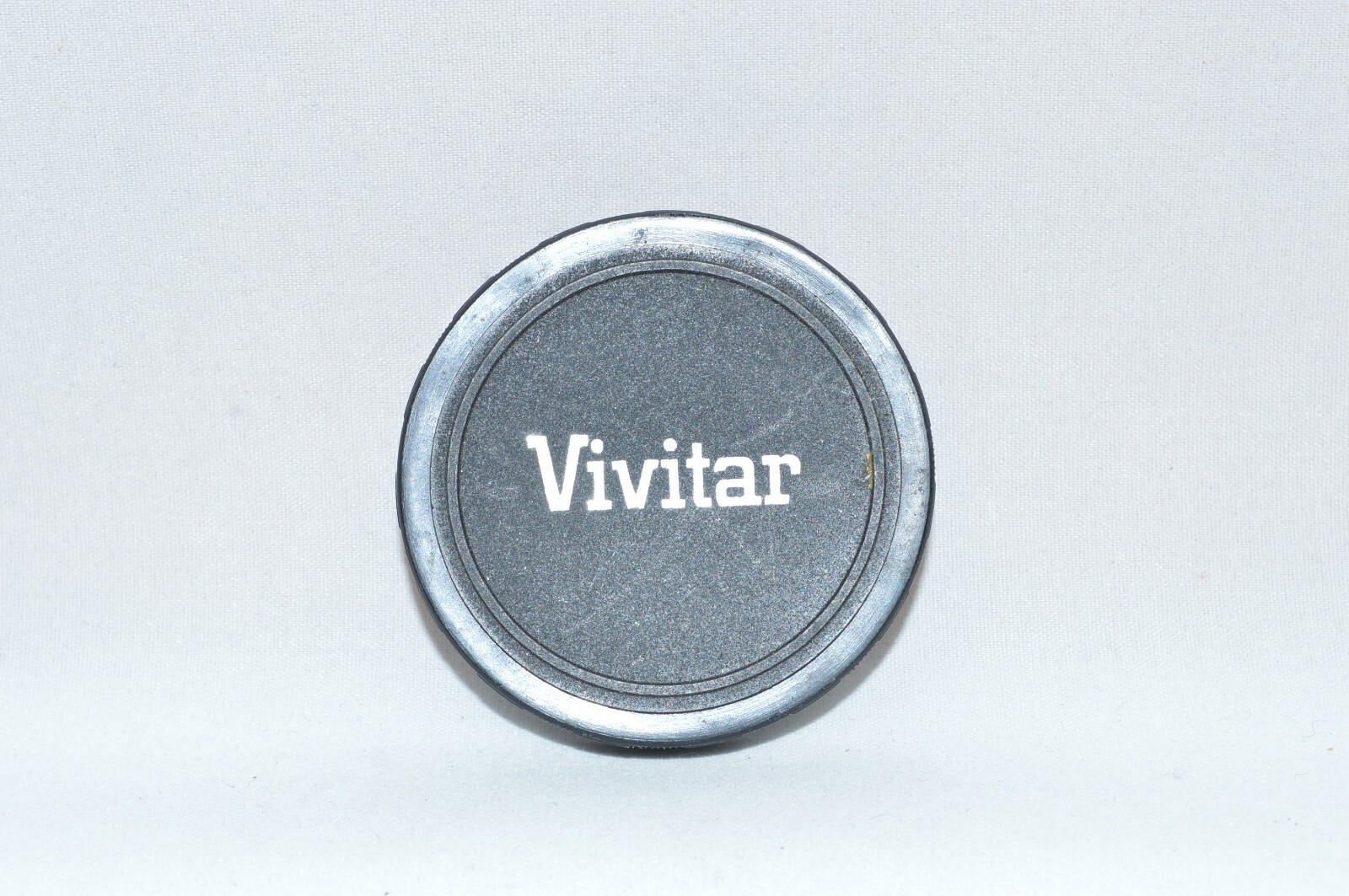 Vivitar Flexible Plastic Press-On (54 mm ID) Front Lens Cap. (FLC-190)