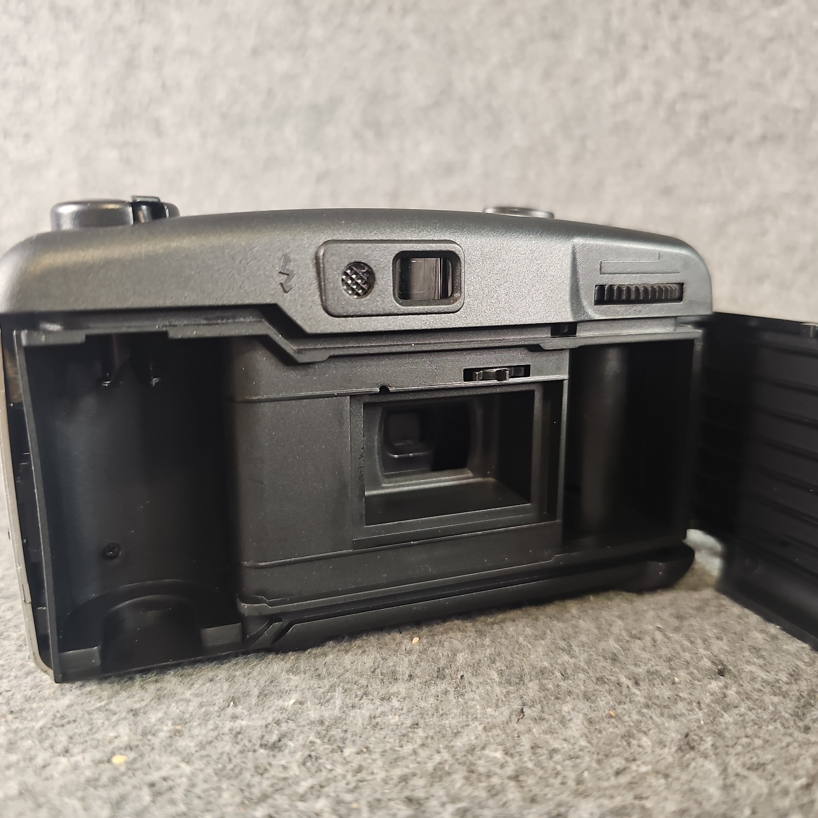 Bell and Howell 602 35mm Point-And-Shoot Camera