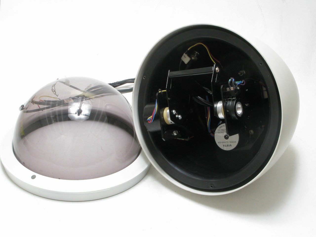 Pan-Tilt-Zoom Security Camera Housing, 8.75" 24VAC, Heated