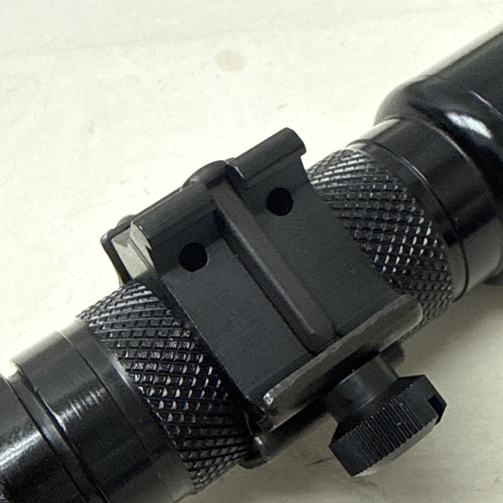 Old School Black Hawk Down Laser Devices Surefire 600 Series Flashlight 727 6P