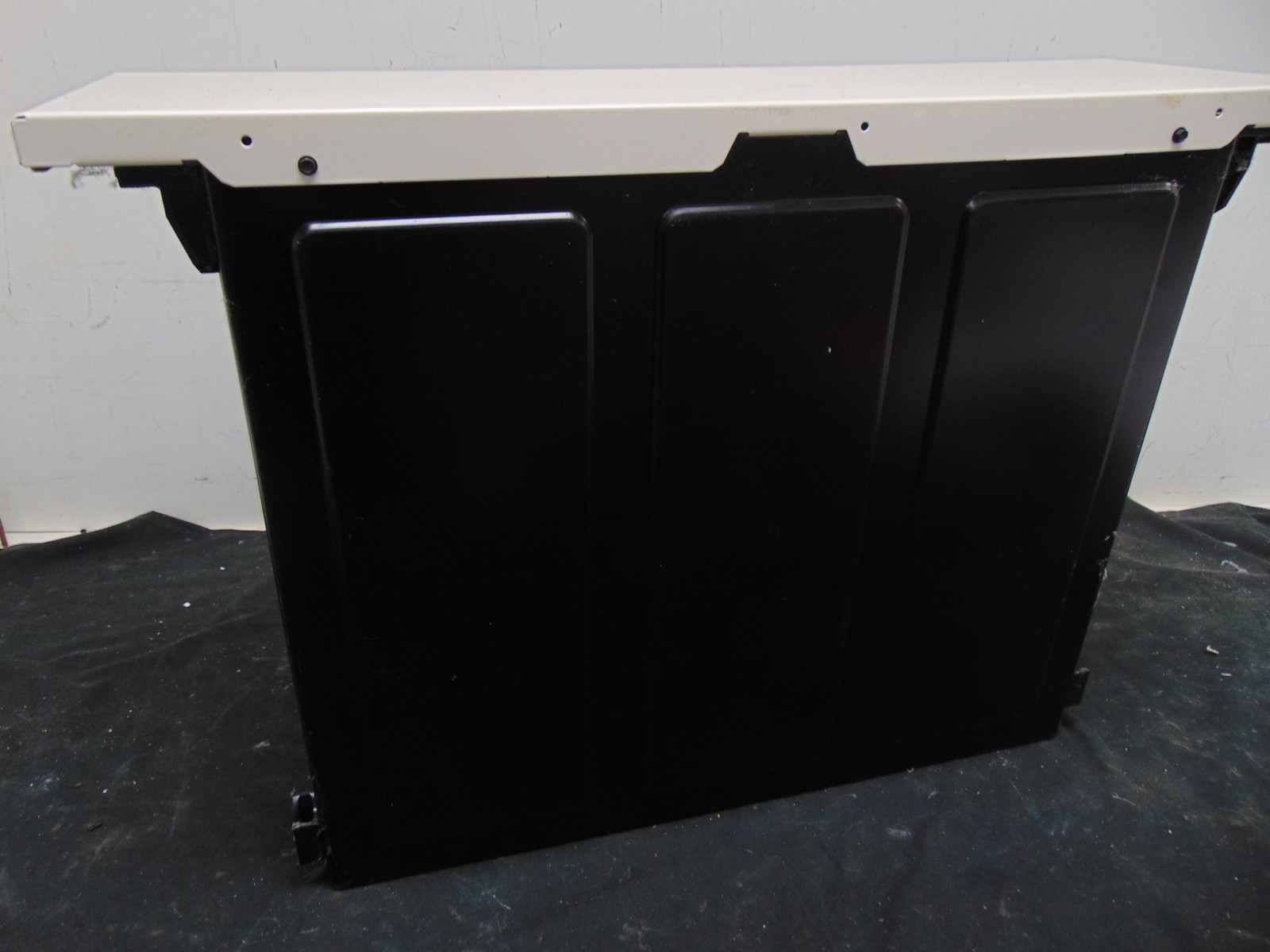 GE Electric Range JB350DF4CC Drawer Assembly WB55T10178